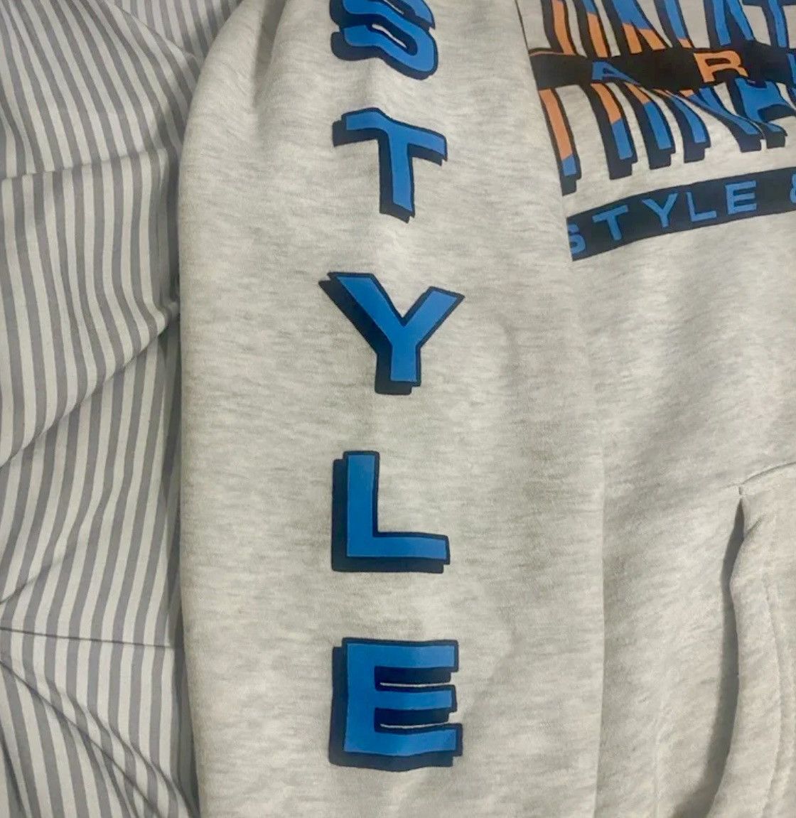 Other Chinatown Market Cross Colors Hoodie Large Size US L / EU 52-54 / 3 - 5 Thumbnail