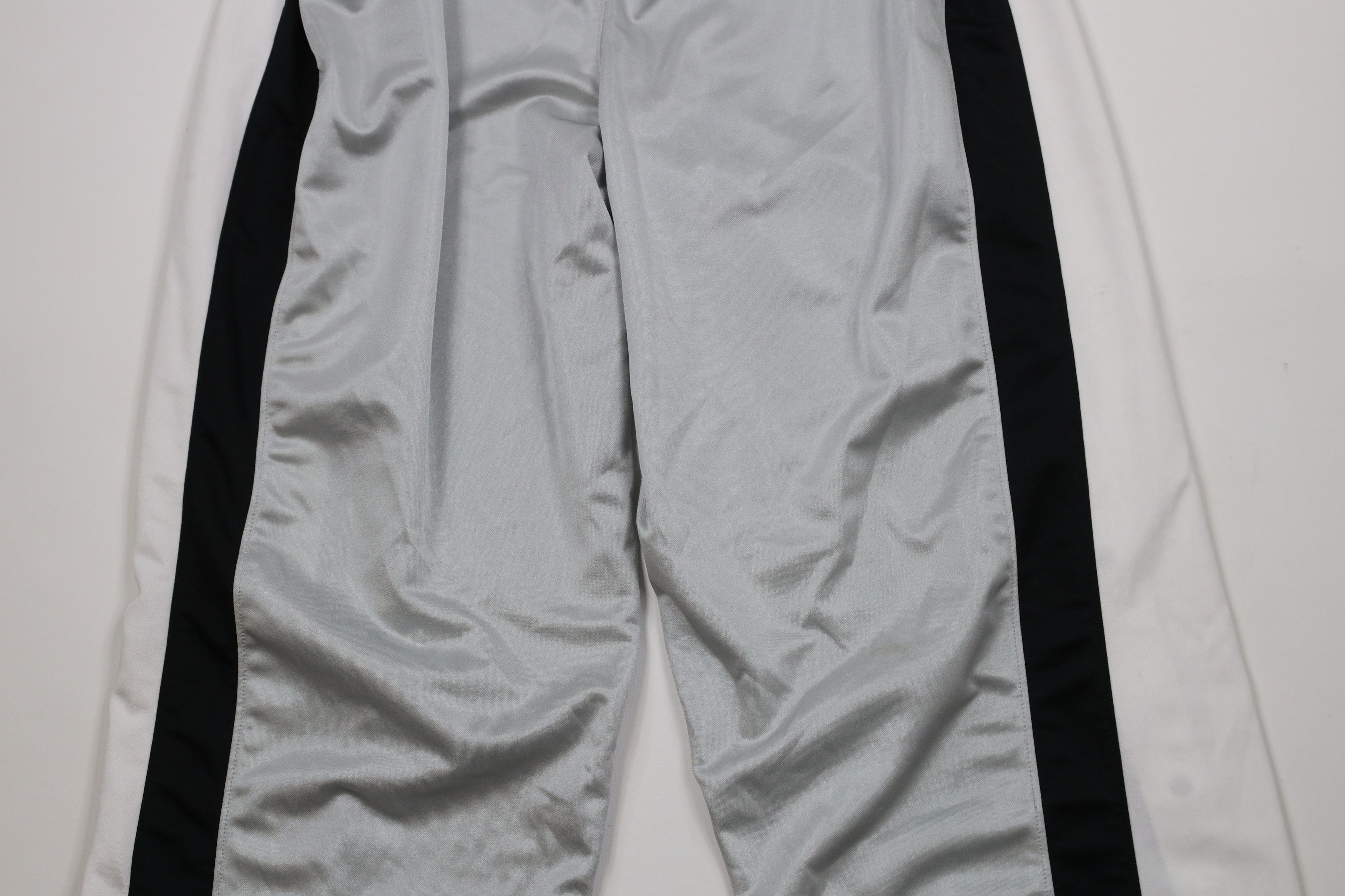 Nike × Vintage Vintage 90s Nike Basketball Swoosh Wide Leg Tearaway Pants Size US 38 / EU 54 - 9 Thumbnail
