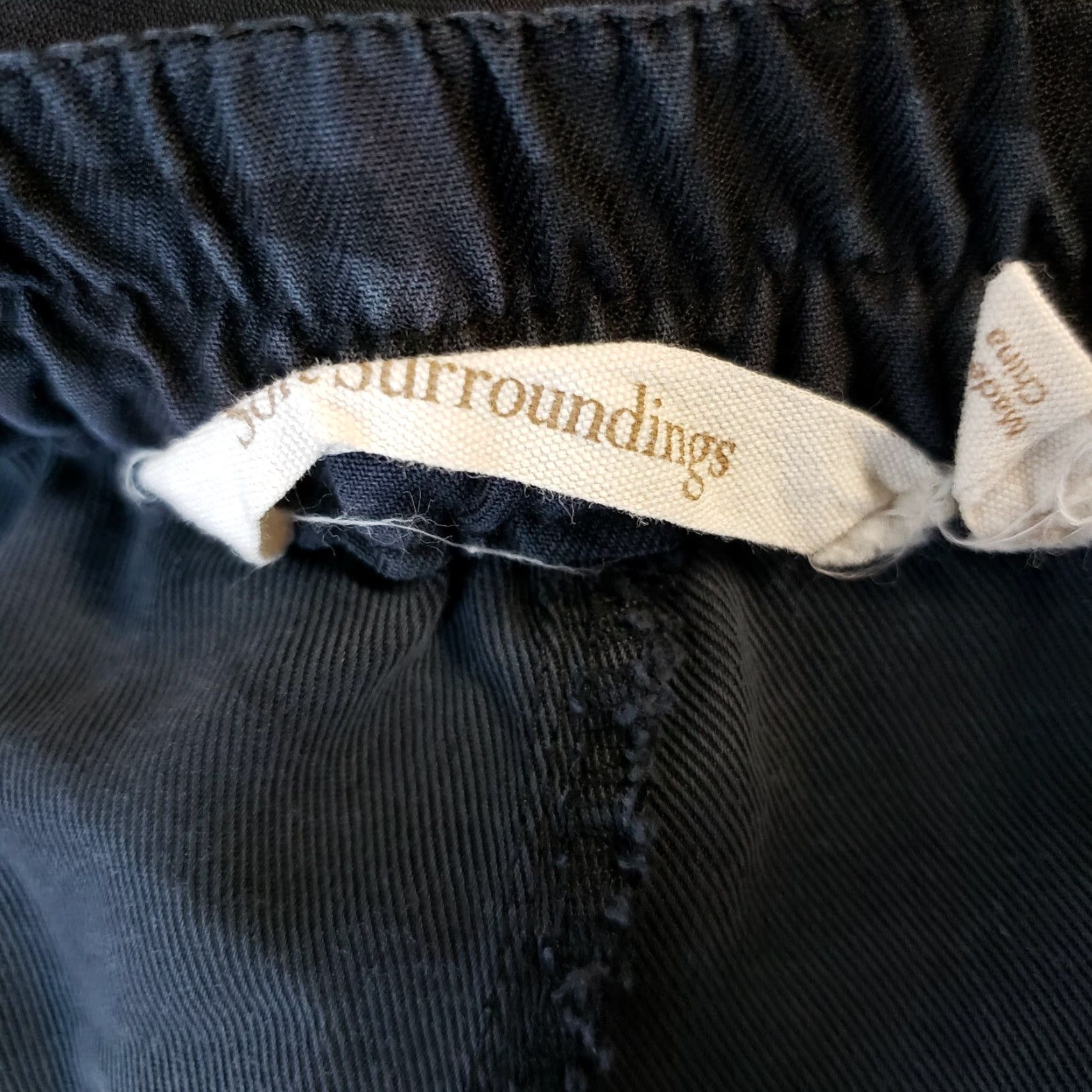Soft Surroundings Soft Surroundings Womens Rila Weekend Ankle Pants Sz Medium Black Camouflage Pattern, Pull On, Casual, Inseam 26.5 in, Tencel, Regular, Pants, Womens Size 32" / US 10 / IT 46 - 6 Thumbnail