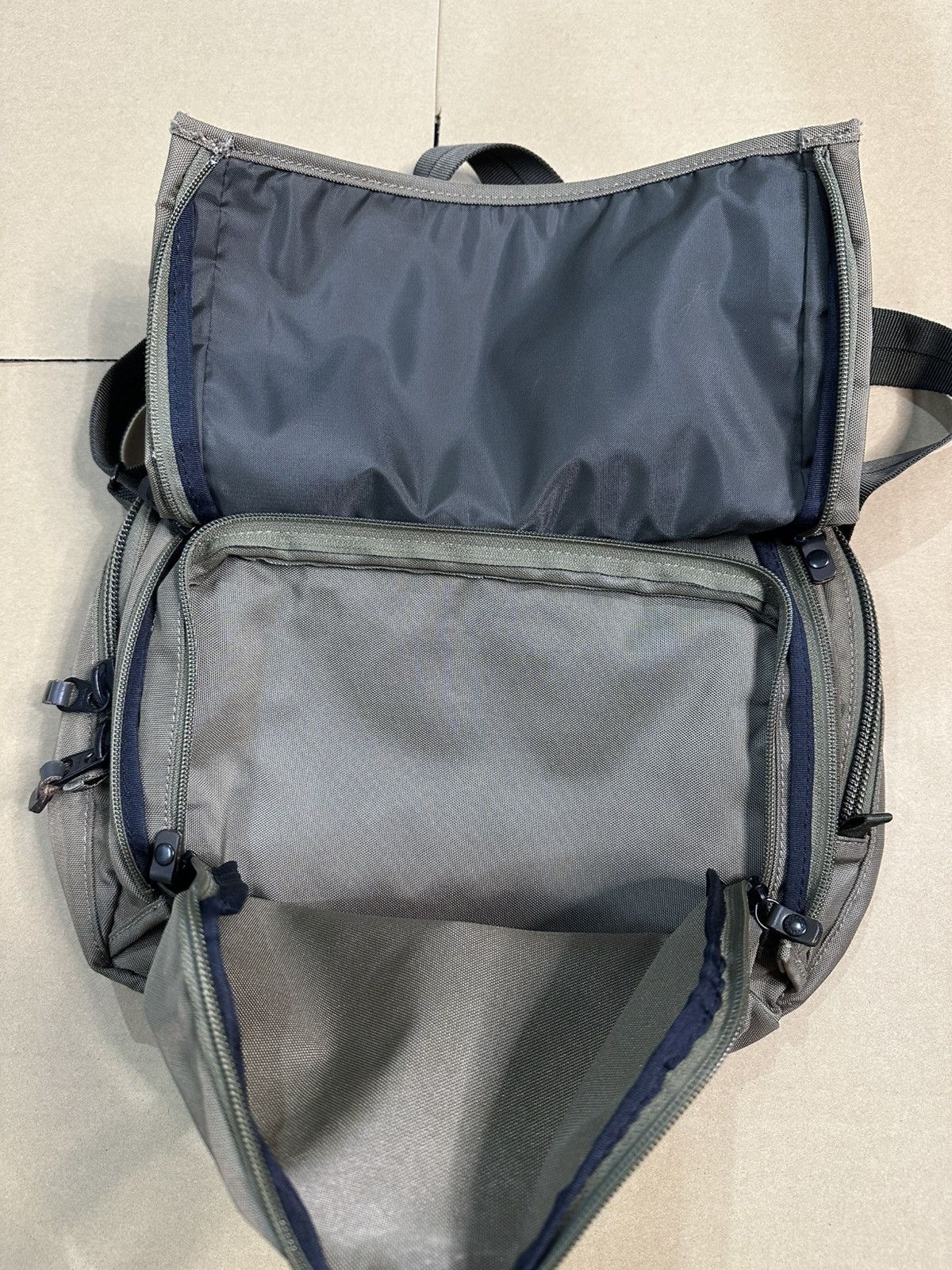 Japanese Brand × Y's × Yohji Yamamoto Y’saccs Pour Tous Sling Crossbody Bag Size ONE SIZE - 5 Thumbnail
