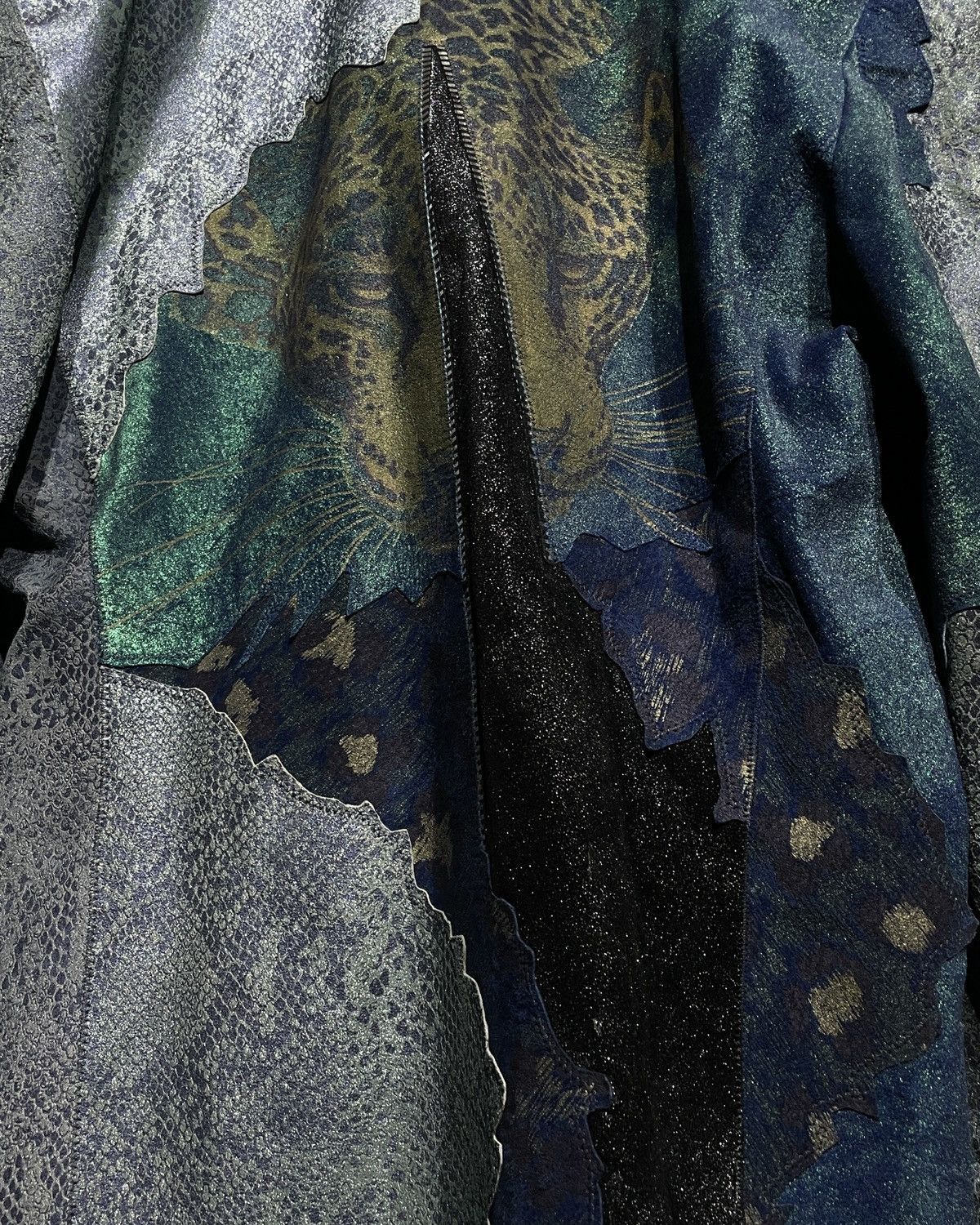 Roberto Cavalli 80-90s roberto cavalli -Handpainted Leather Patchwork Jacket Size US L / EU 52-54 / 3 - 9 Thumbnail