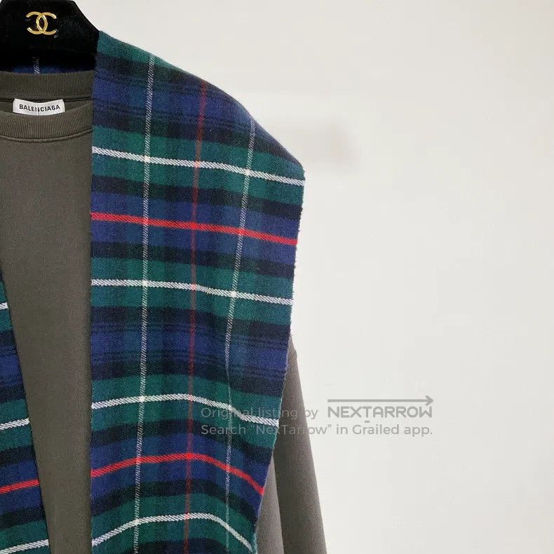 Balenciaga Balenciaga Sweatshirt Size US S / EU 44-46 / 1 - 3 Thumbnail