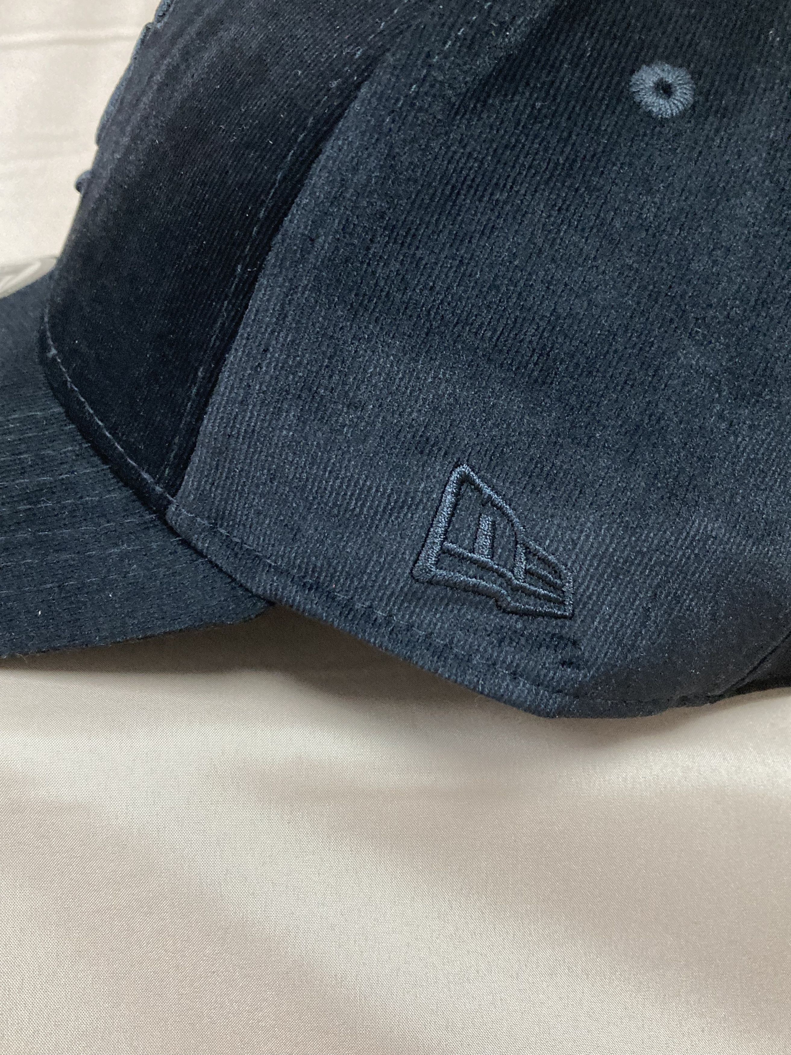 Yves Saint Laurent YSL Sunscreen baseball Corduroy cap Size ONE SIZE - 9 Thumbnail