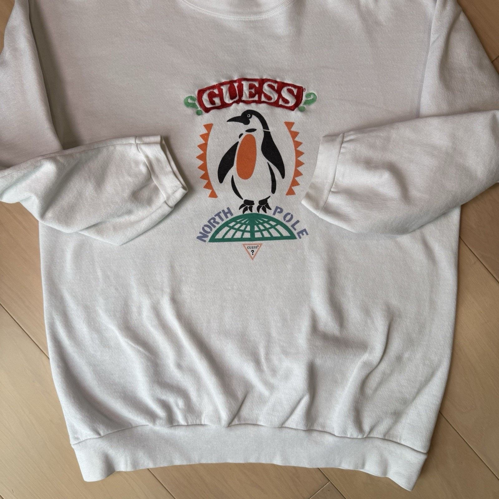 Guess Vintage Guess North Pole Sweatshirt White 90s Made in USA Size US L / EU 52-54 / 3 - 6 Thumbnail