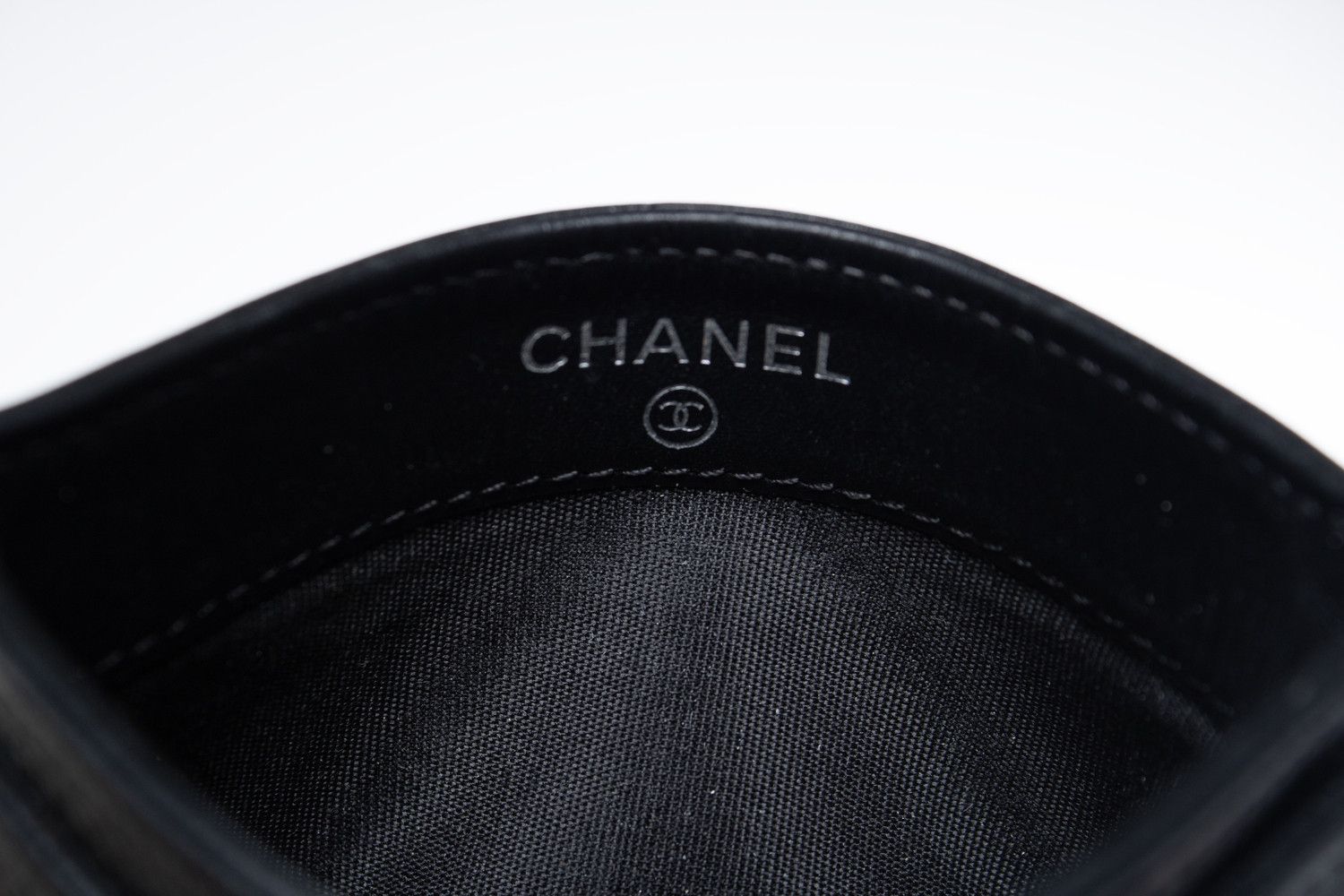 Chanel Chanel, black pebbled leather card holder Size ONE SIZE - 3 Thumbnail