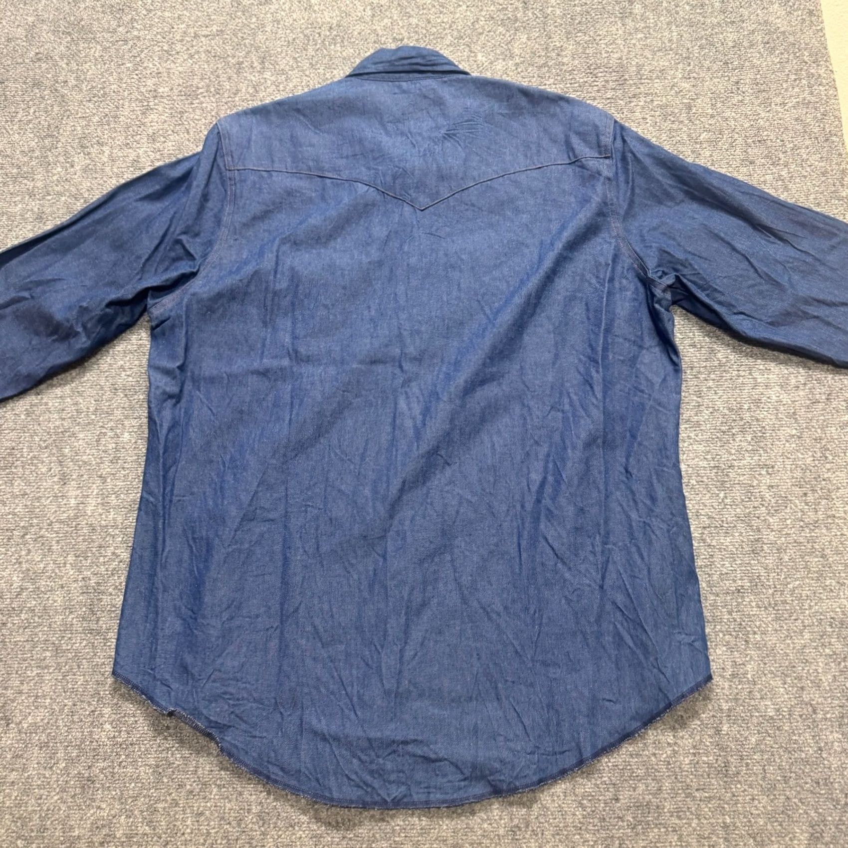 Wrangler VINTAGE Wrangler Dress Shirt Men's XL Western Cotton Pearl Snap Cowboy Blue Mens XL Blue Wrangler Dress Shirt Size 46R - 3 Thumbnail