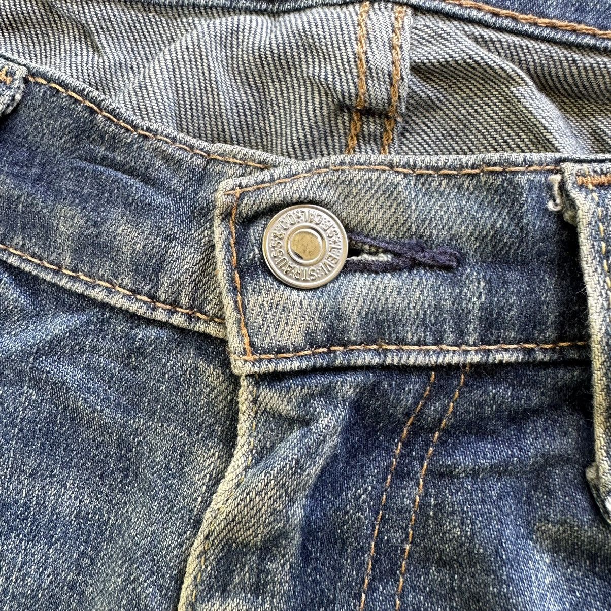 Japanese Brand Vintage Levi’s 513 Distressed Rusty Denim Jean Pant W31 Size US 31 - 4 Thumbnail