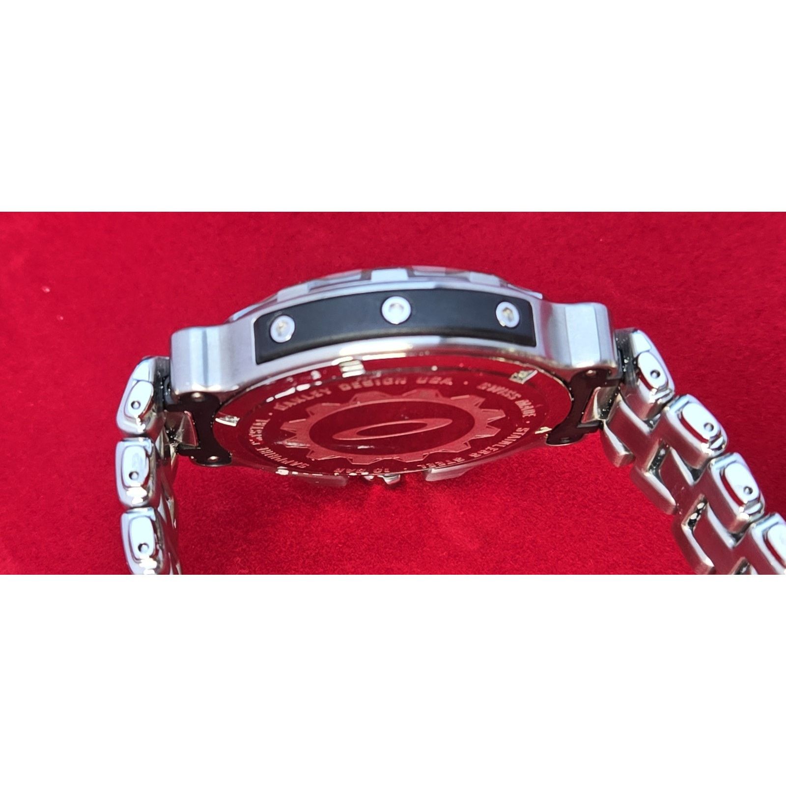 Oakley NEW Oakley Crystal Crankcase Swiss Dive Watch Stainles Steel Size 32 - 14 Thumbnail