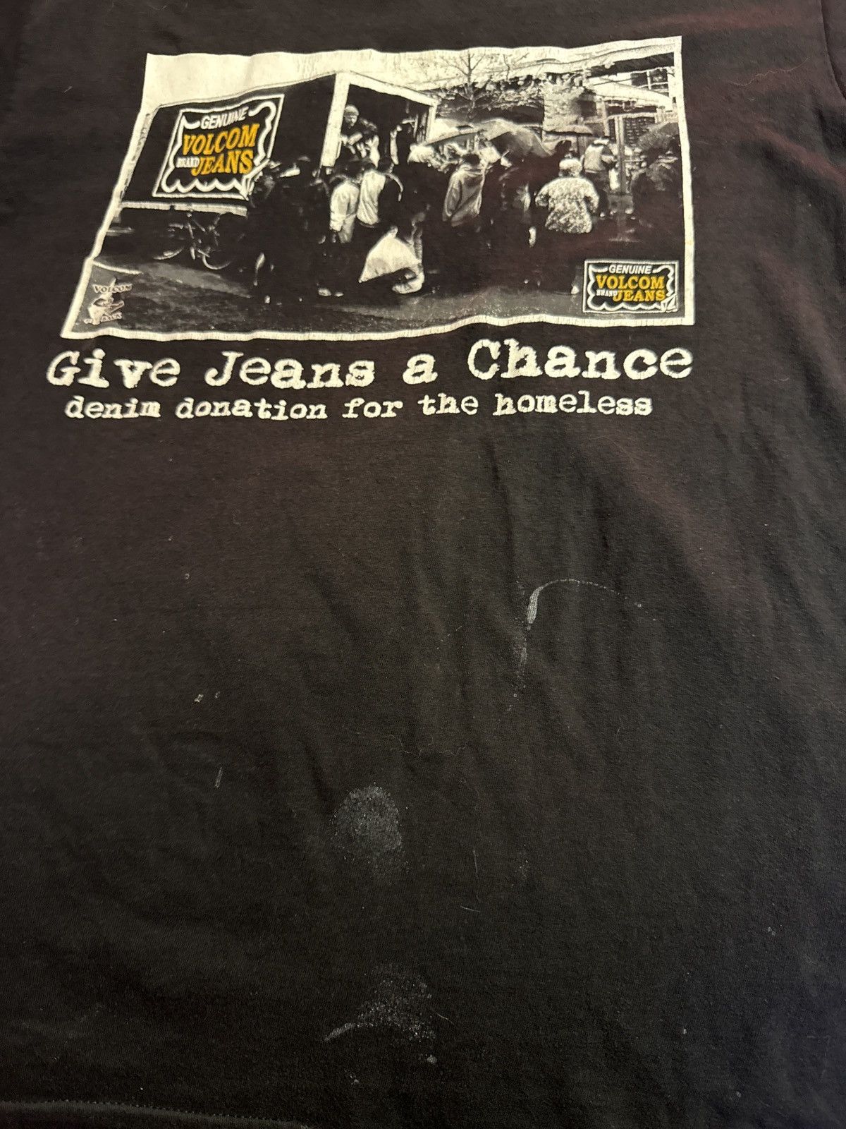 Vintage 2010 Rare OG Volcom NCA Homeless “Give Jeans a Chance” shirt Size US M / EU 48-50 / 2 - 5 Thumbnail