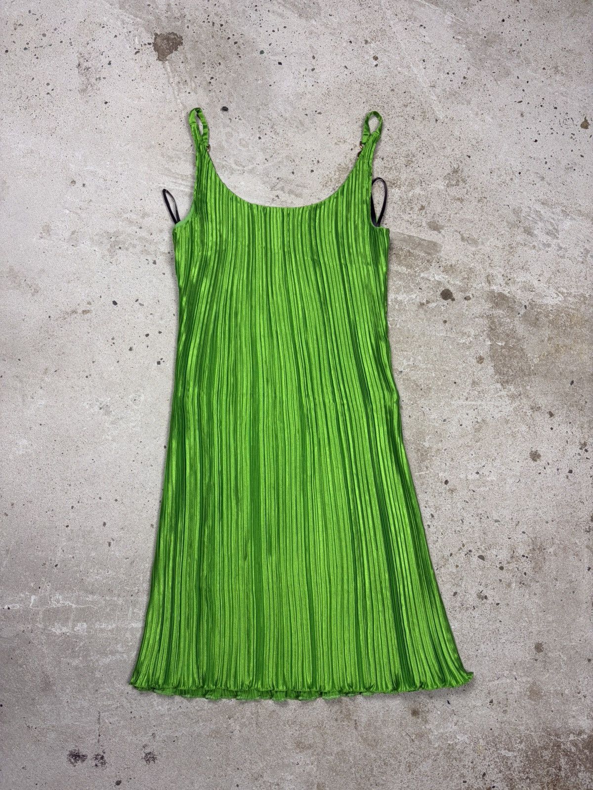 versace green mini dress Versace 2021 Runway Plisse Pleated Strap 2024 HALLOWEEN