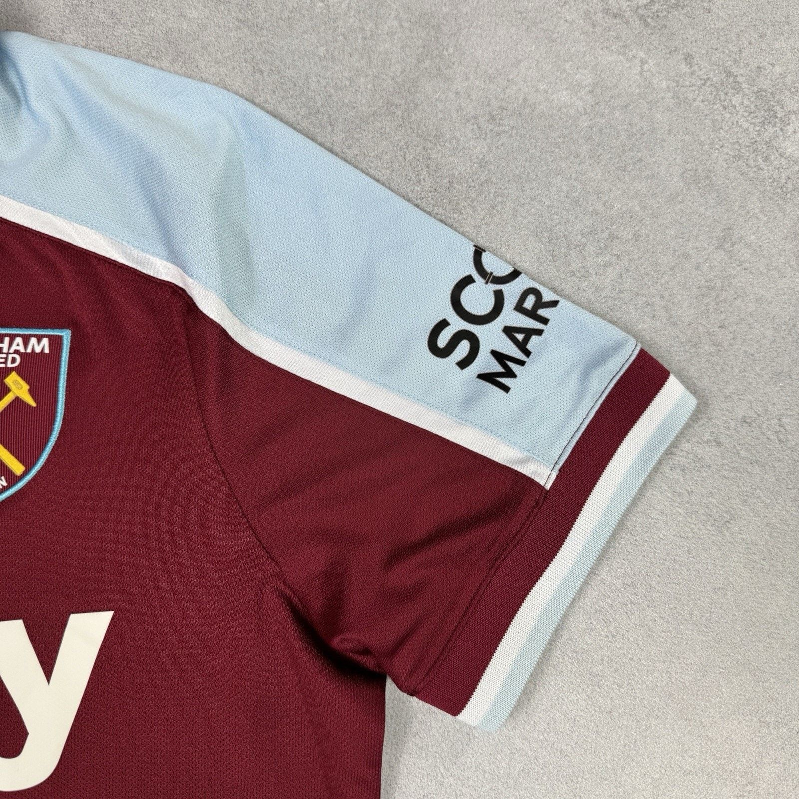 Umbro WEST HAM UNITED 2021 2022 SOCCER JERSEY Umbro Size L Size US L / EU 52-54 / 3 - 2 Thumbnail