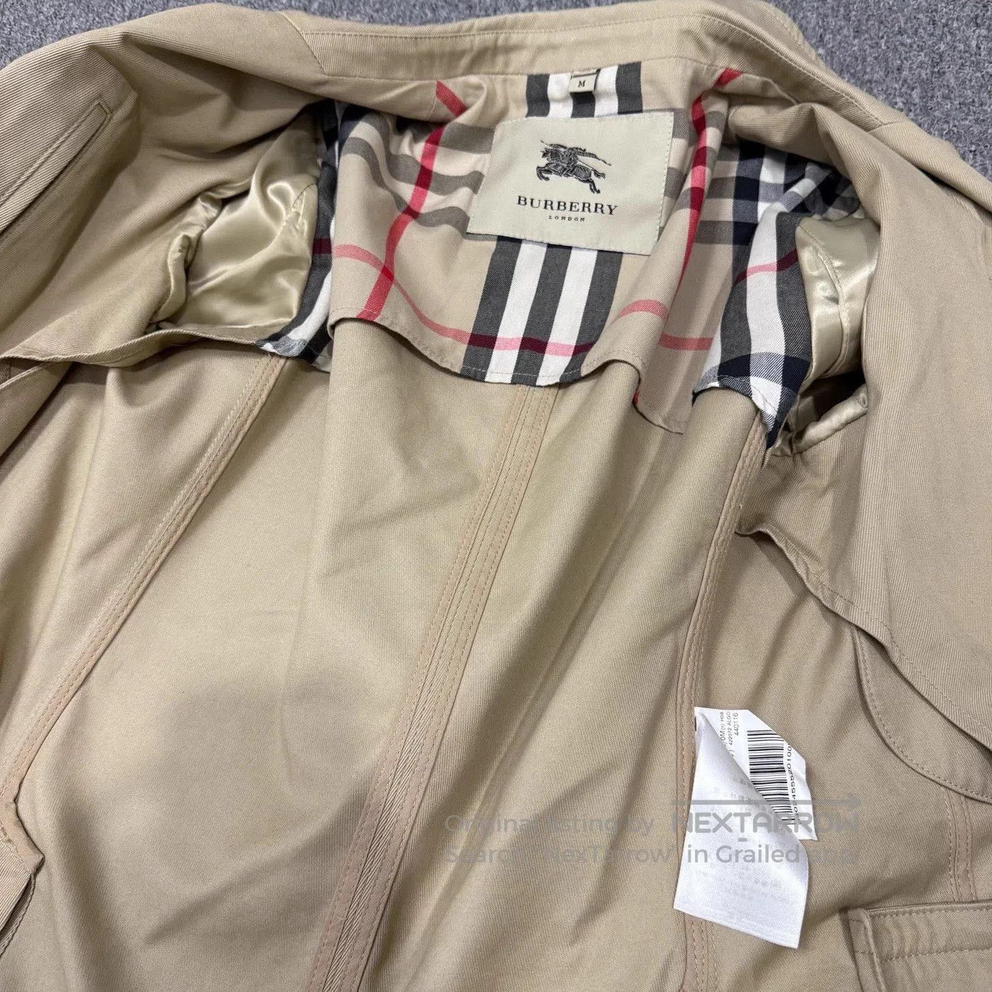 Burberry Beige Light Jacket with Pockets - Size M. Size US M / EU 48-50 / 2 - 5 Thumbnail