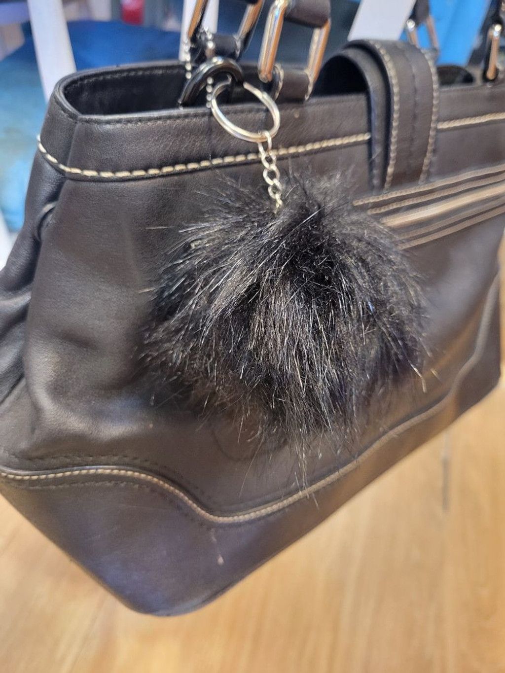 Handmade Personalized letter on a 3" faux fox fur keychains Size ONE SIZE - 4 Thumbnail