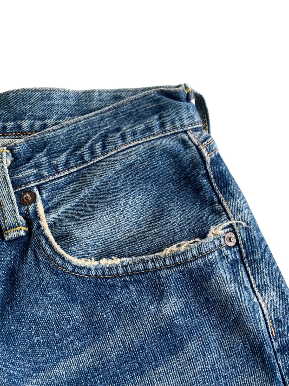 Edwin VINTAGE EDWIN 505 SELVEDGE BAGGY FADED DISTRESSED DENIM Size US 30 / EU 46 - 17 Thumbnail