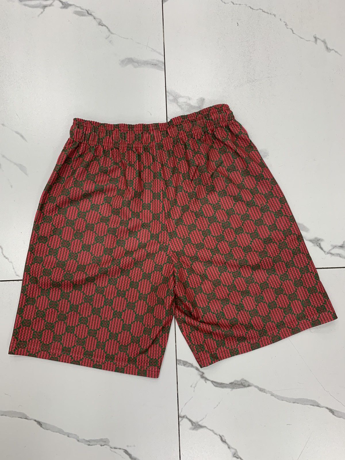 Eric Emanuel Eric Emanuel Baggy Shorts "Red/Green" Size US 32 / EU 48 - 2 Thumbnail