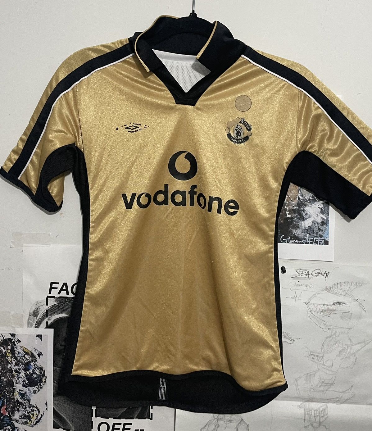 Umbro 2001-02 Manchester United Reversible Centenary Away Size US S / EU 44-46 / 1 - 3 Thumbnail