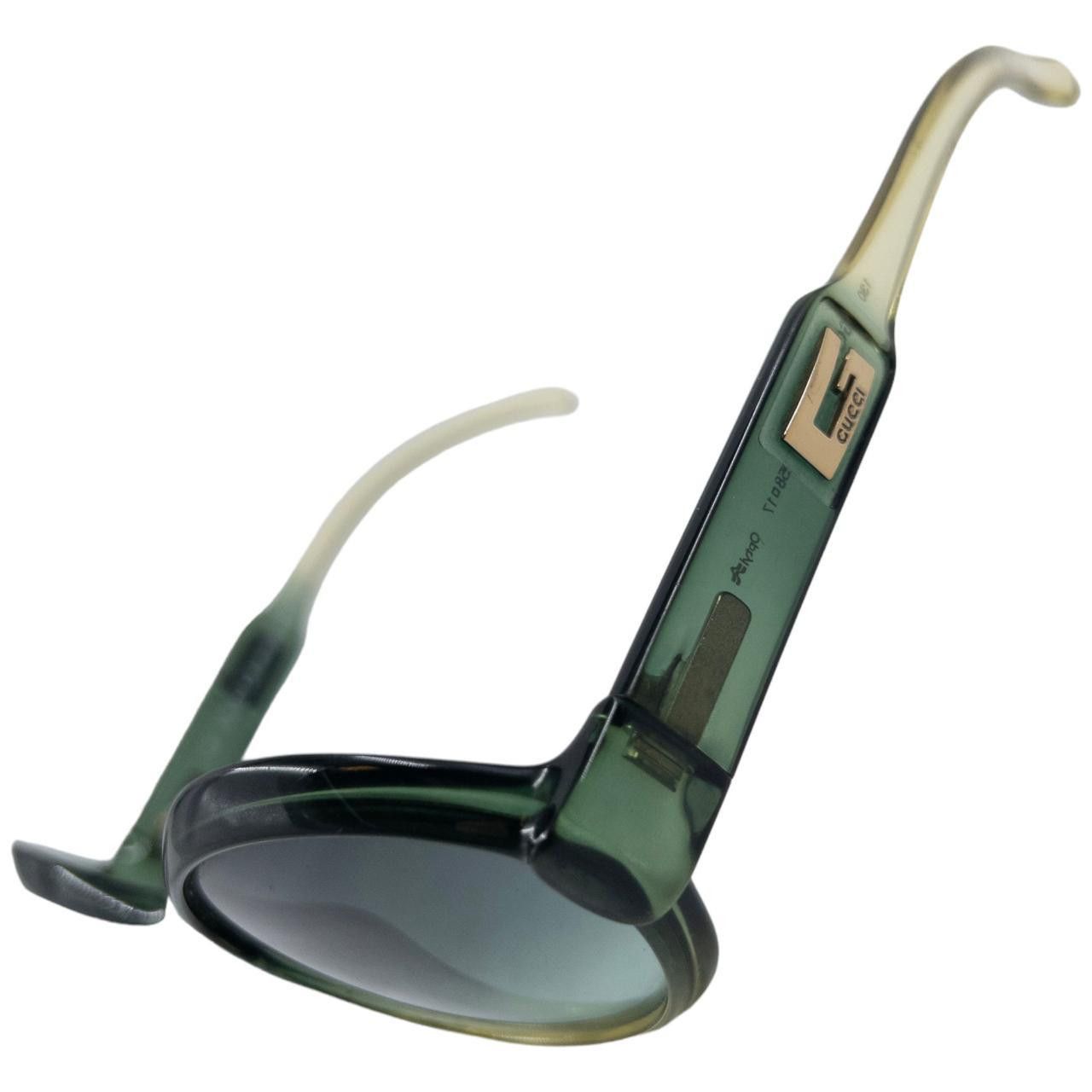 Gucci Vintage Gucci Round Sunglasses Size ONE SIZE - 3 Thumbnail