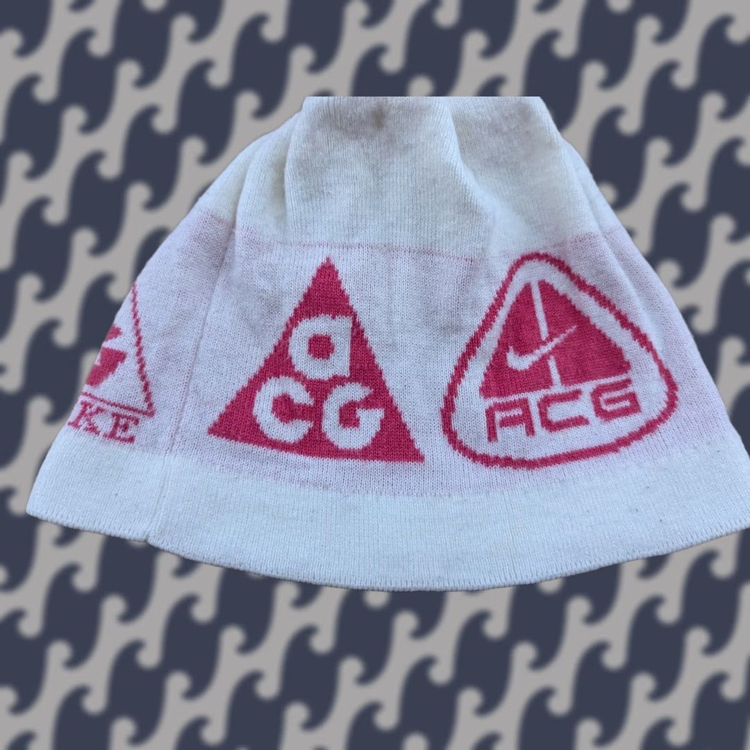 Nike Nike Beanie Hat One Size Pom Pom White Pink, Unisex Adults, Knit Acrylic, Vintage? (ACG) 2007 - 2007 not Vintage, Solid Pattern, Casual Size ONE SIZE - 1 Thumbnail