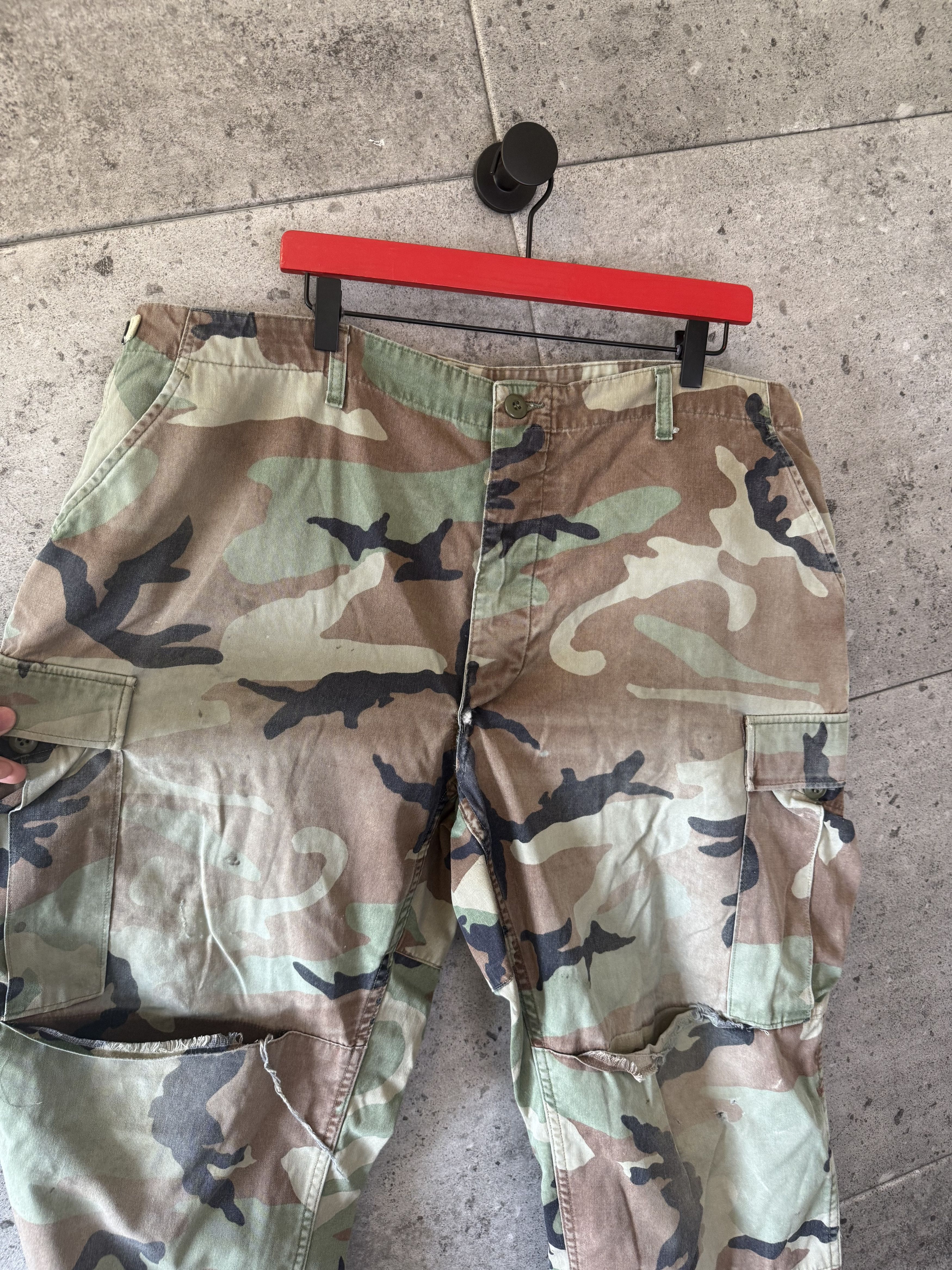 Vintage Vintage army camouflage baggy cargo pants Size US 40 / EU 56 - 4 Thumbnail