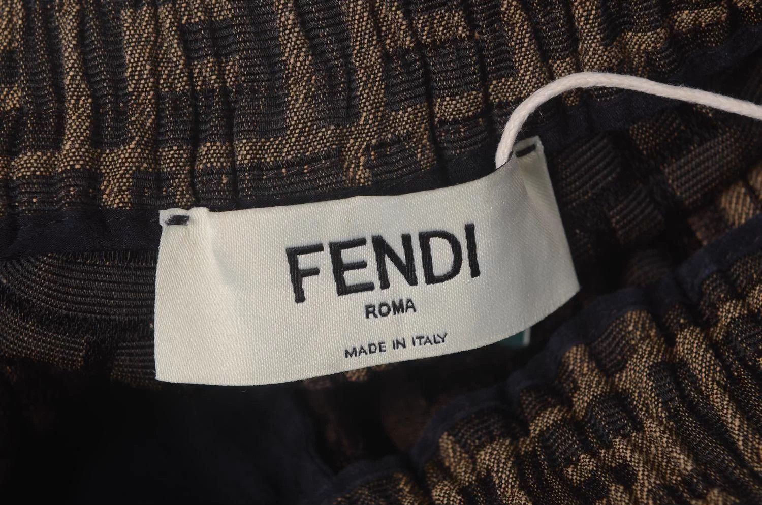 Fendi Fendi Shorts 796885 Size 28" / US 6 / IT 42 - 3 Thumbnail