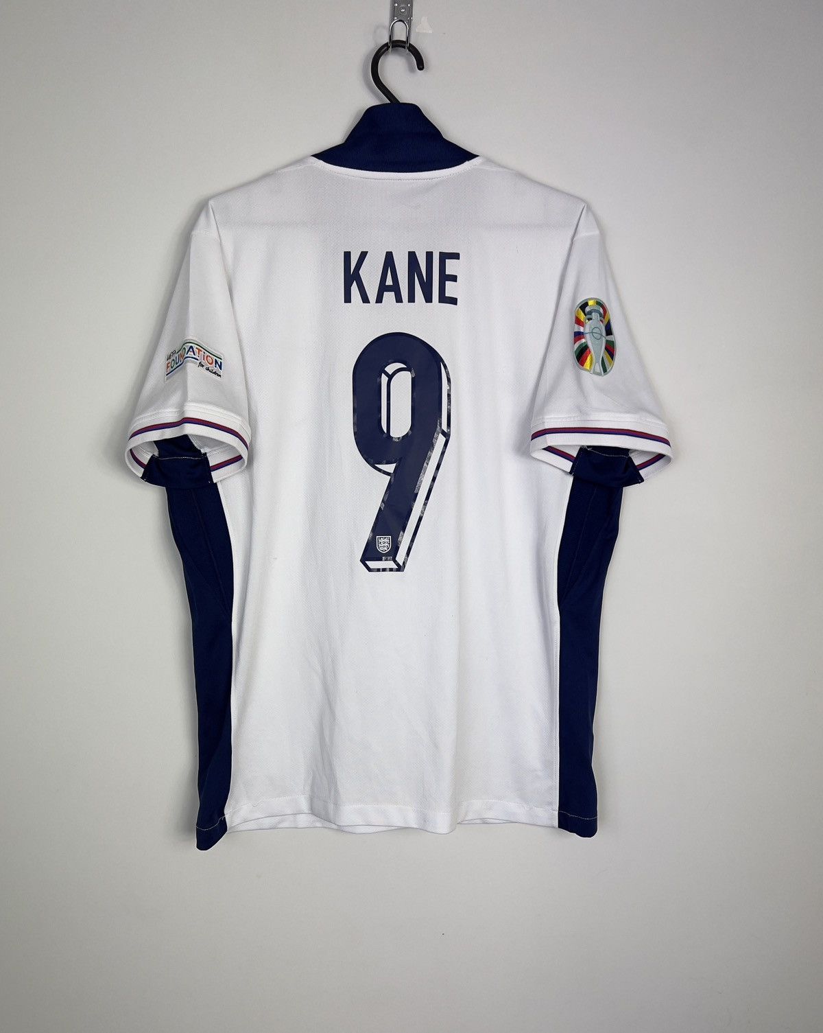 Nike Nike England 2024 Kane #9 Soccer Jersey Size US M / EU 48-50 / 2 - 3 Thumbnail