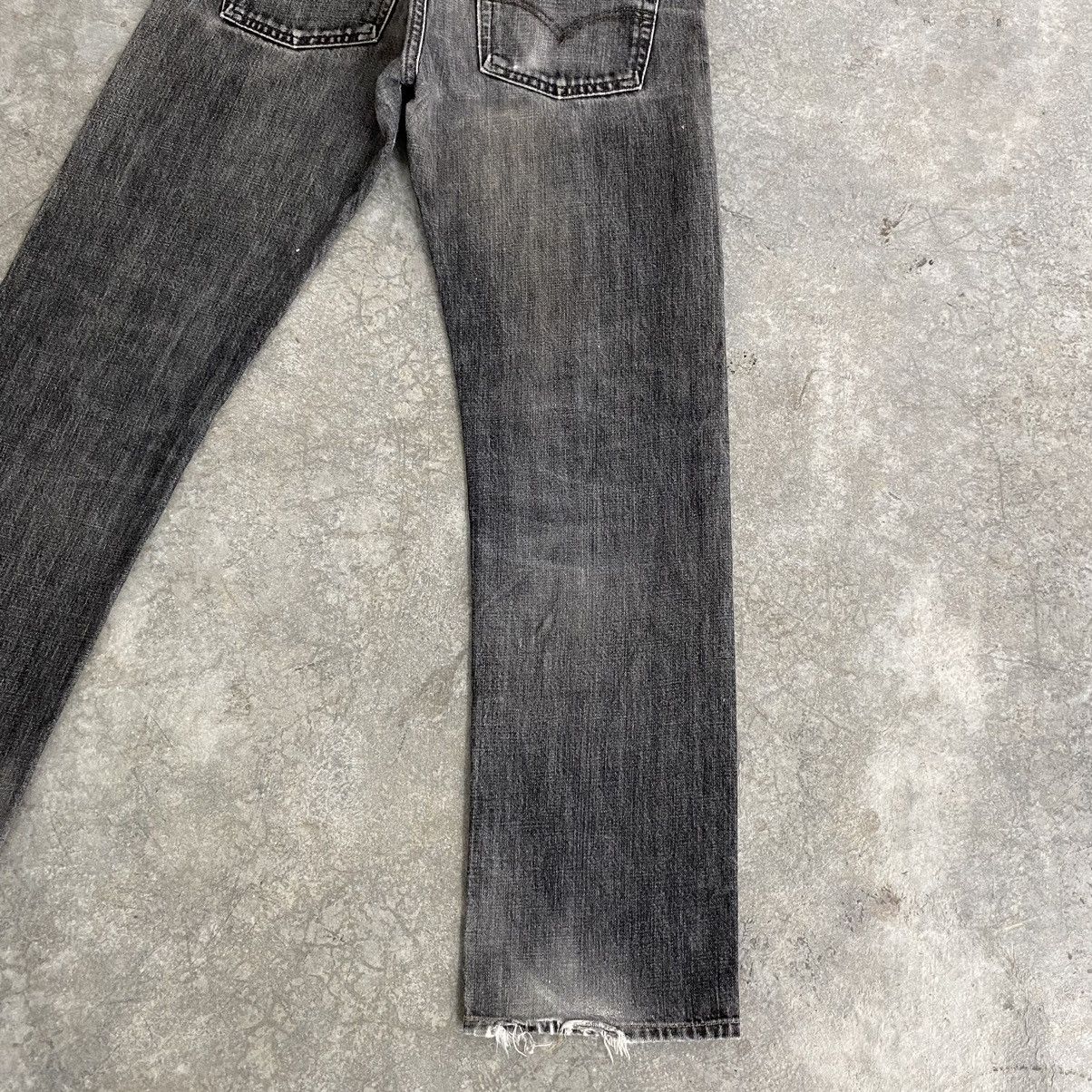Levi's VTG 2003 Levi’s 505 Faded Grey Denim Jeans Size US 32 / EU 48 - 19 Thumbnail