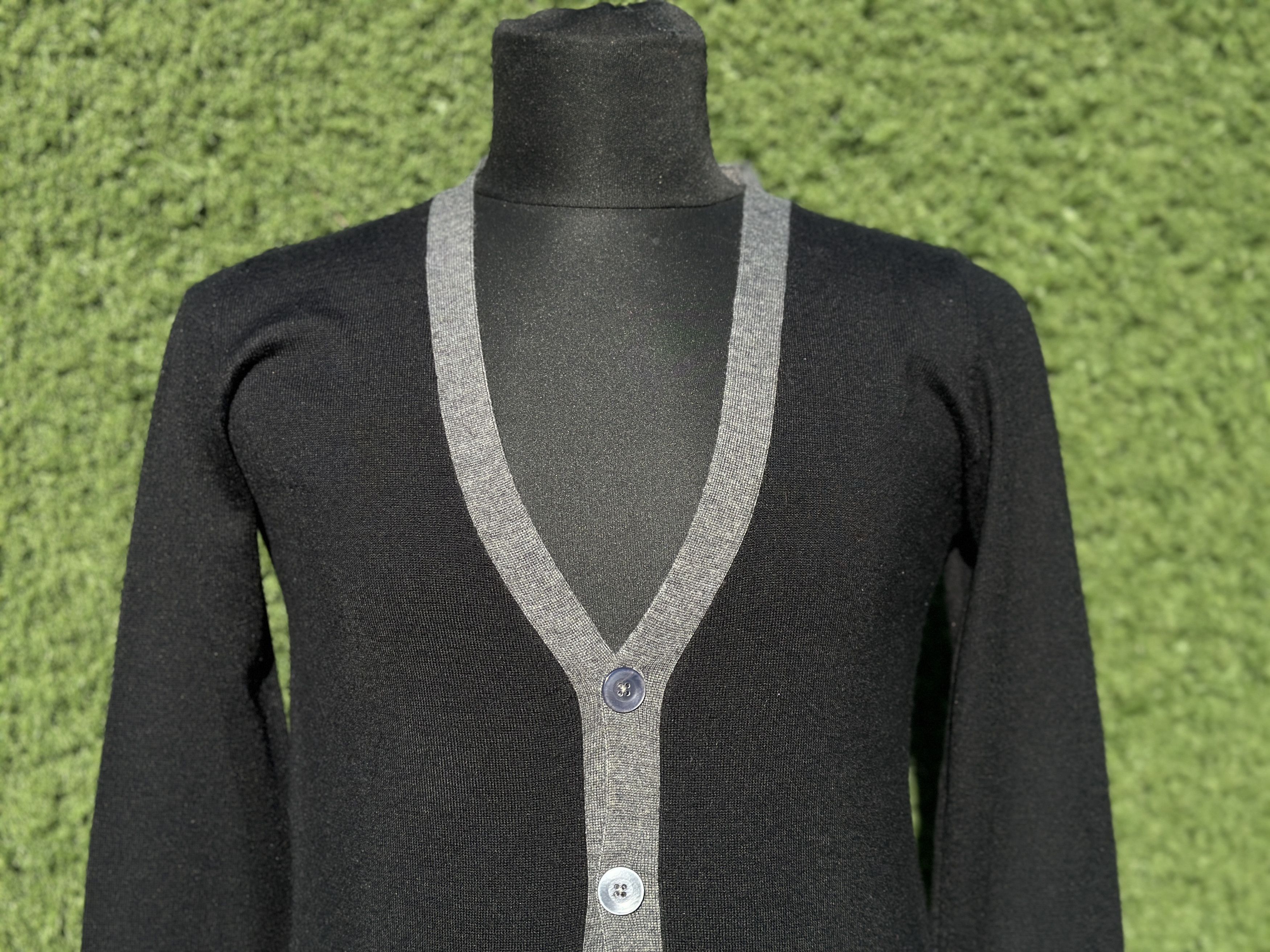Prada Prada Milano V-Neck Button Cardigan Chest 47cm IT 46 Size M / US 6-8 / IT 42-44 - 5 Thumbnail