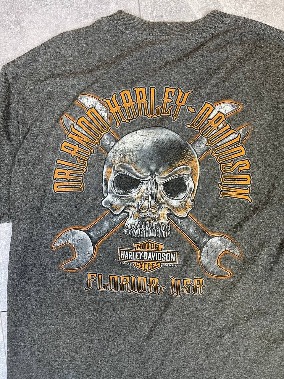 Vintage Men’s vintage overprint logo Harley Davidson tee Size US L / EU 52-54 / 3 - 3 Thumbnail