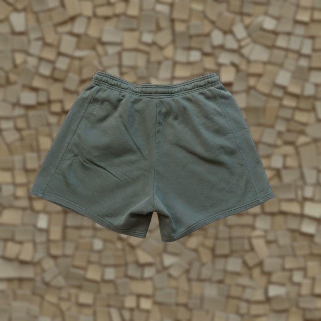 Adidas ADIDAS ORIGINALS TREFOIL FRENCH TERRY SHORTS ARMY GREEN WOMENS SZ L Size 36" / US 14 / IT 50 - 1 Thumbnail