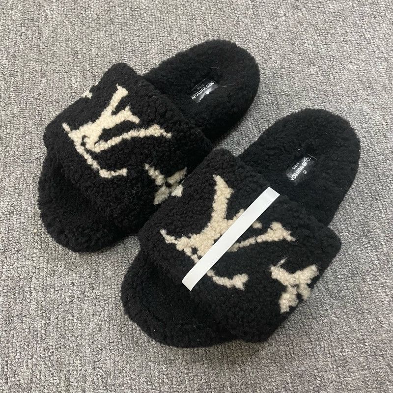 Louis Vuitton Louis Vuitton Comfort Slide Sandals in Black 0079 Size US 6 / EU 39 - 1 Thumbnail