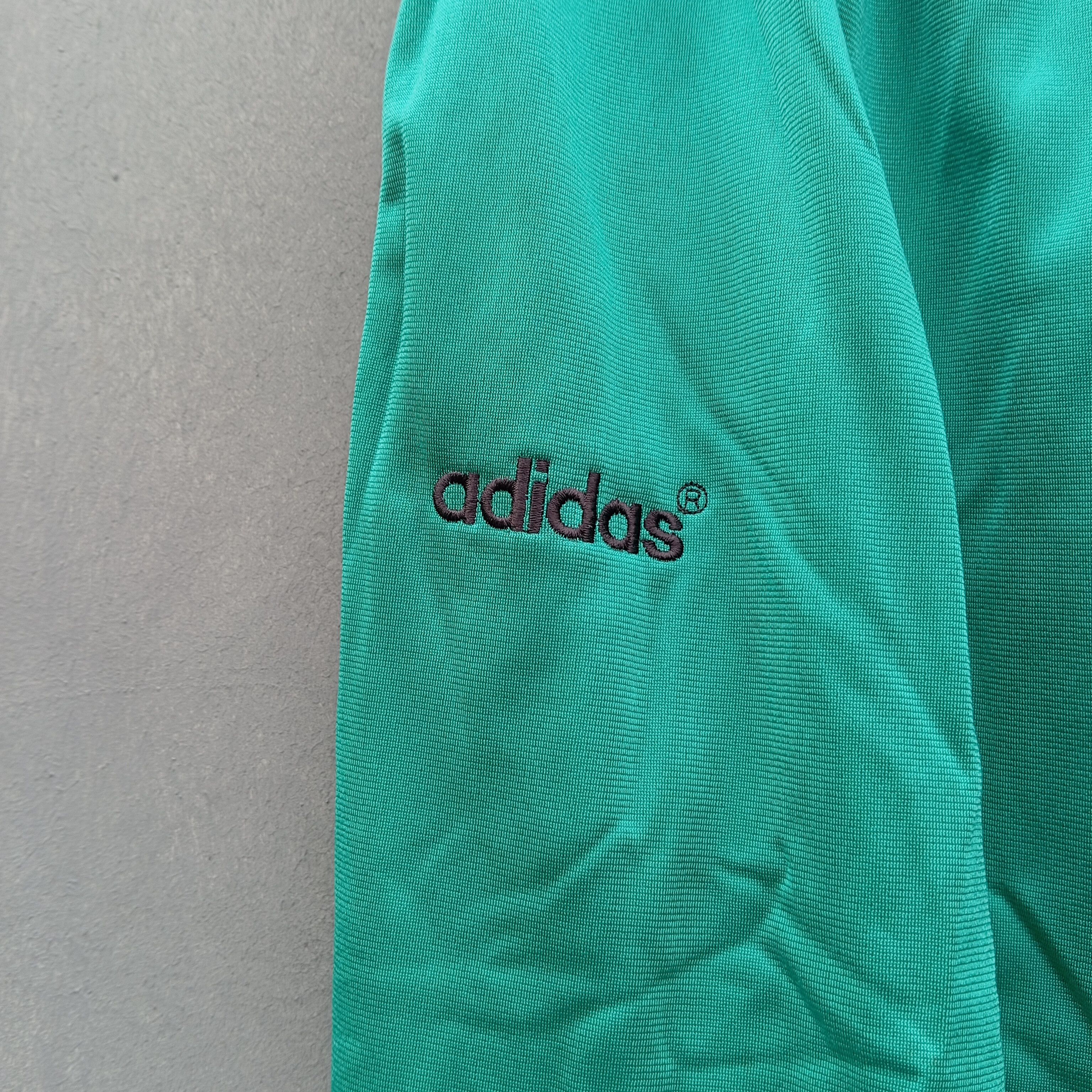 Adidas vintage adidas liverpool trackpants soccer world cup Size US 32 / EU 48 - 5 Thumbnail