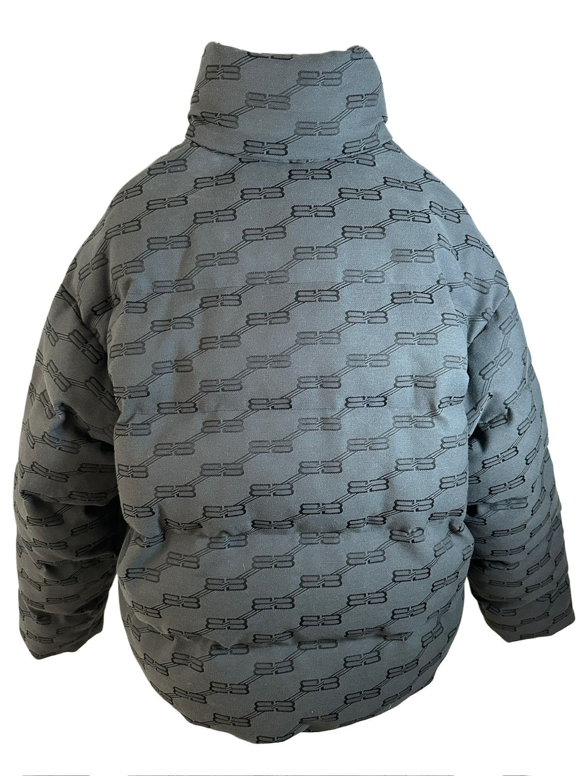 Balenciaga Balenciaga monogram coat Size US S / EU 44-46 / 1 - 2 Thumbnail