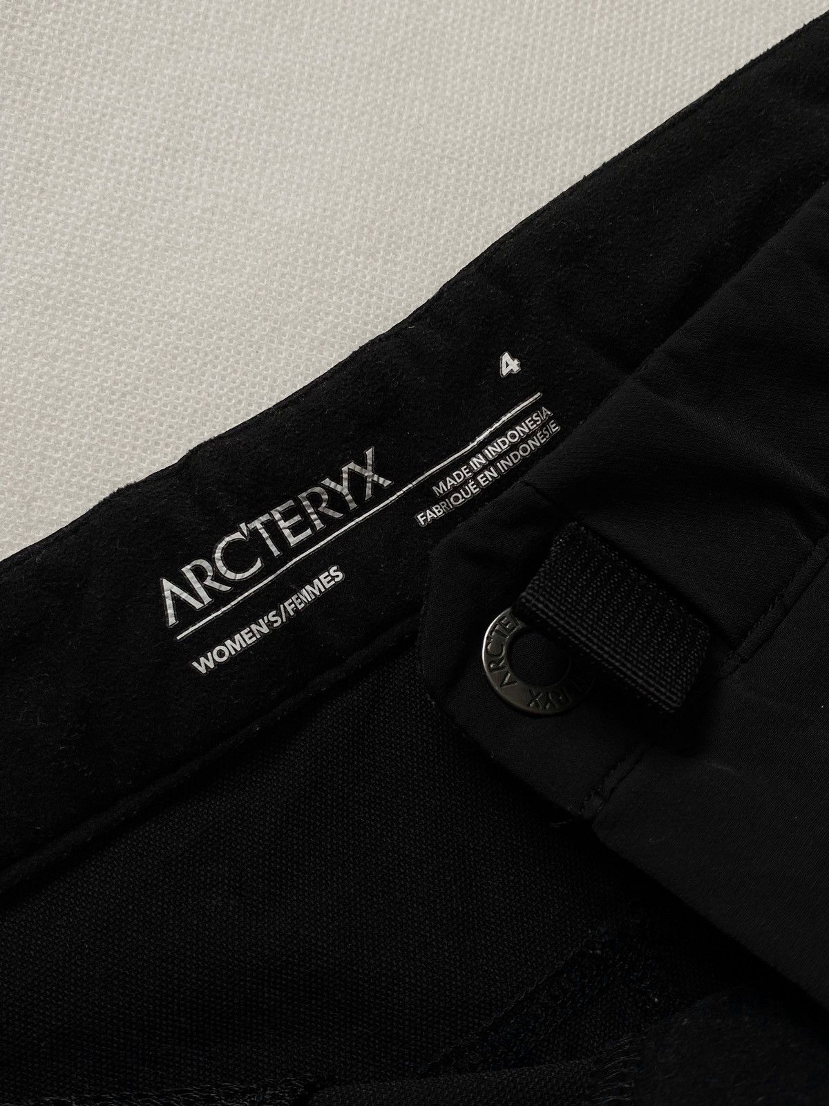 Arc'teryx Arc’teryx Black Gamma LT Shorts Women’s Size 27" / US 4 / IT 40 - 5 Thumbnail
