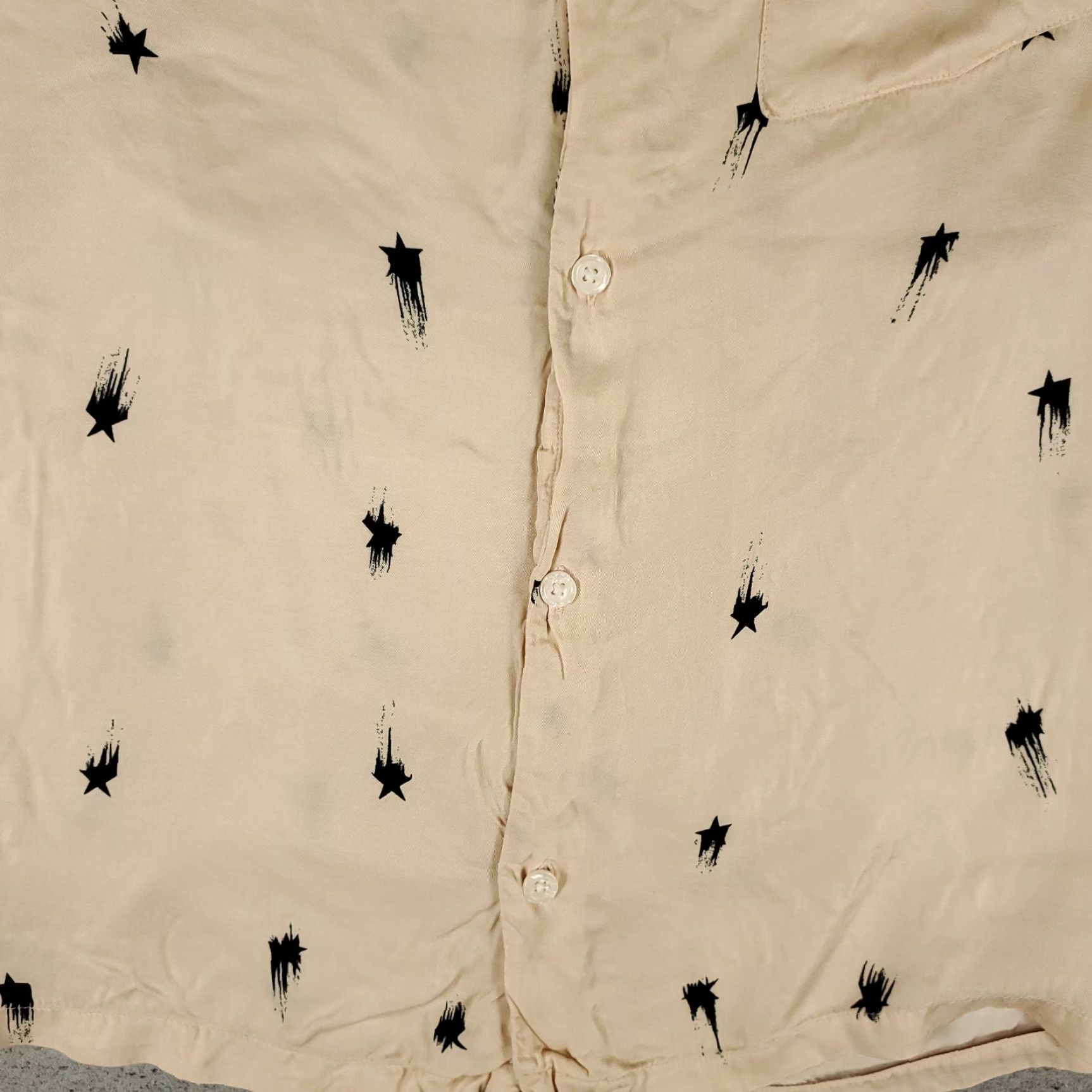 Allsaints VINTAGE AllSaints Men's Shirt Large Beige Short Sleeve Button-Up Collared Casual Summer Size US L / EU 52-54 / 3 - 3 Thumbnail