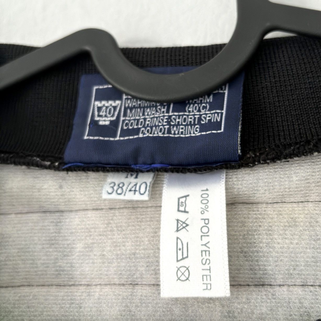 PONY × Vintage 1995 1997 Tottenham Hotspur Pony Vintage Soccer Jersey Long Size US M / EU 48-50 / 2 - 9 Thumbnail