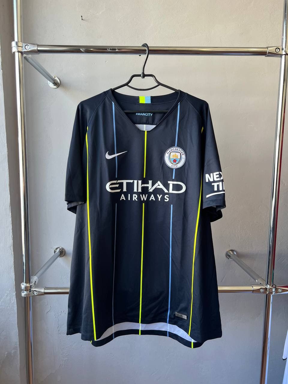 Nike 2018/19 MANCHESTER CITY #33 G. JESUS AWAY SOCCER JERSEY 3XL Size US XXL / EU 58 / 5 - 4 Thumbnail
