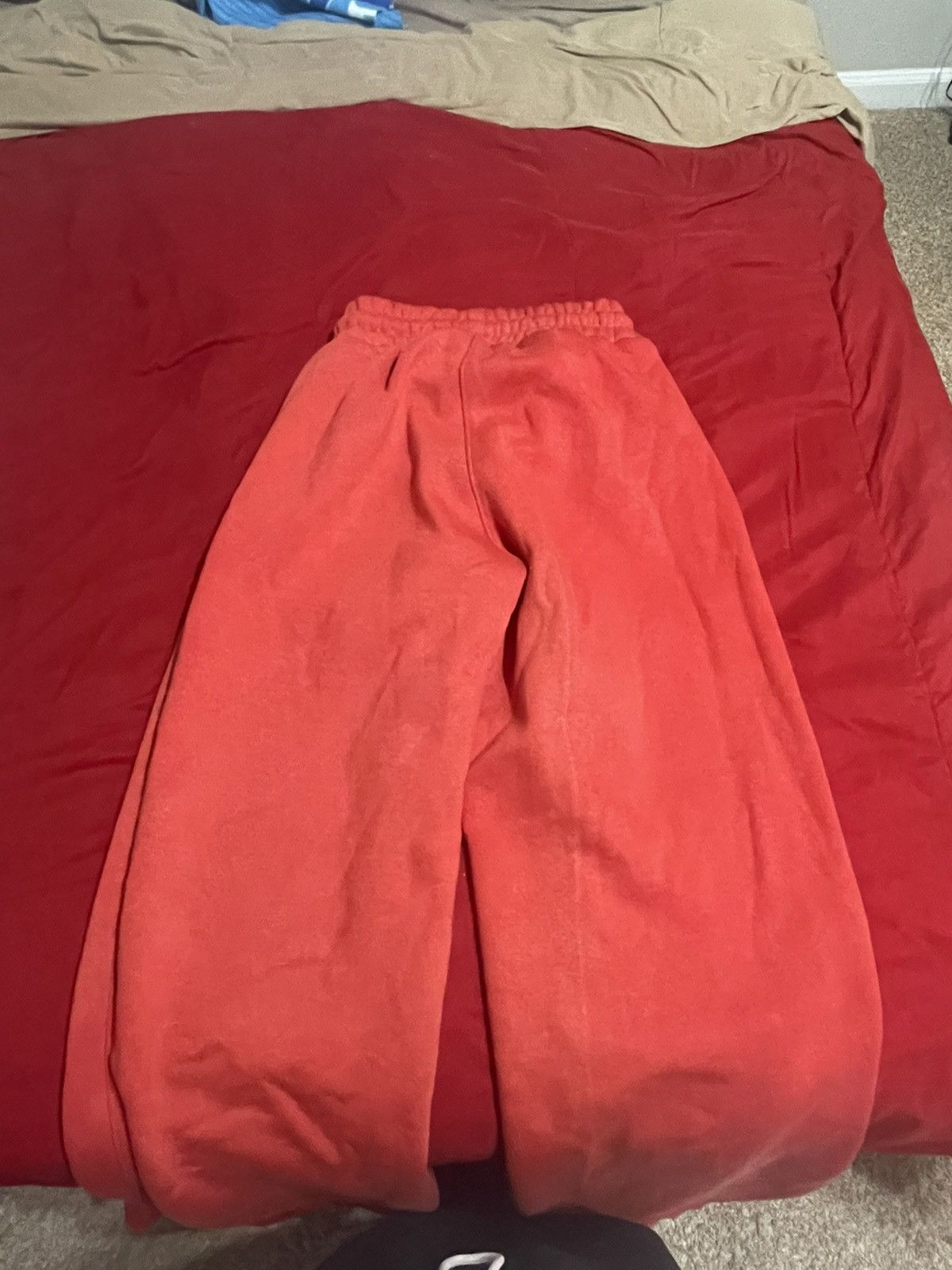 Other Perspective 1990 Red Sweats (L) Size US 42 / EU 58 - 2 Thumbnail