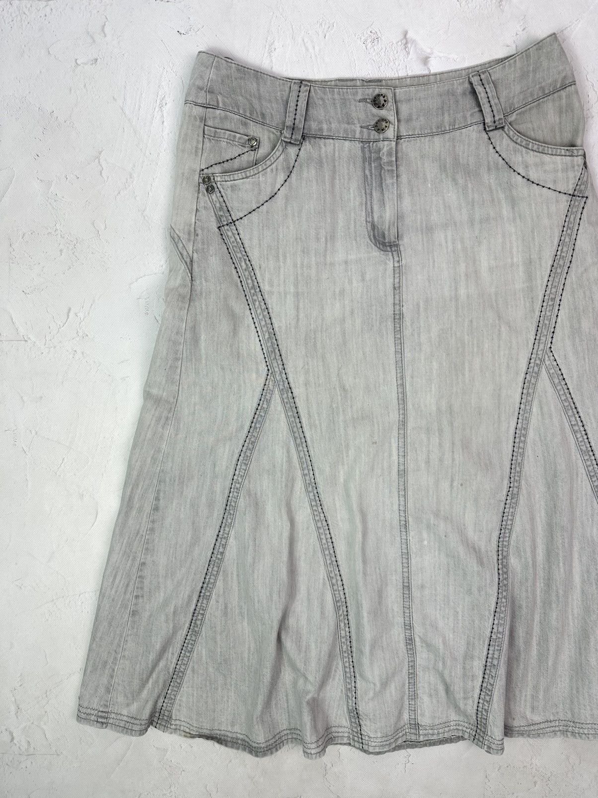 Beauty Beast × If Six Was Nine × Vintage Vintage Washed Grey Denim Flared Skirt Size 34" / US 12 / IT 48 - 2 Thumbnail