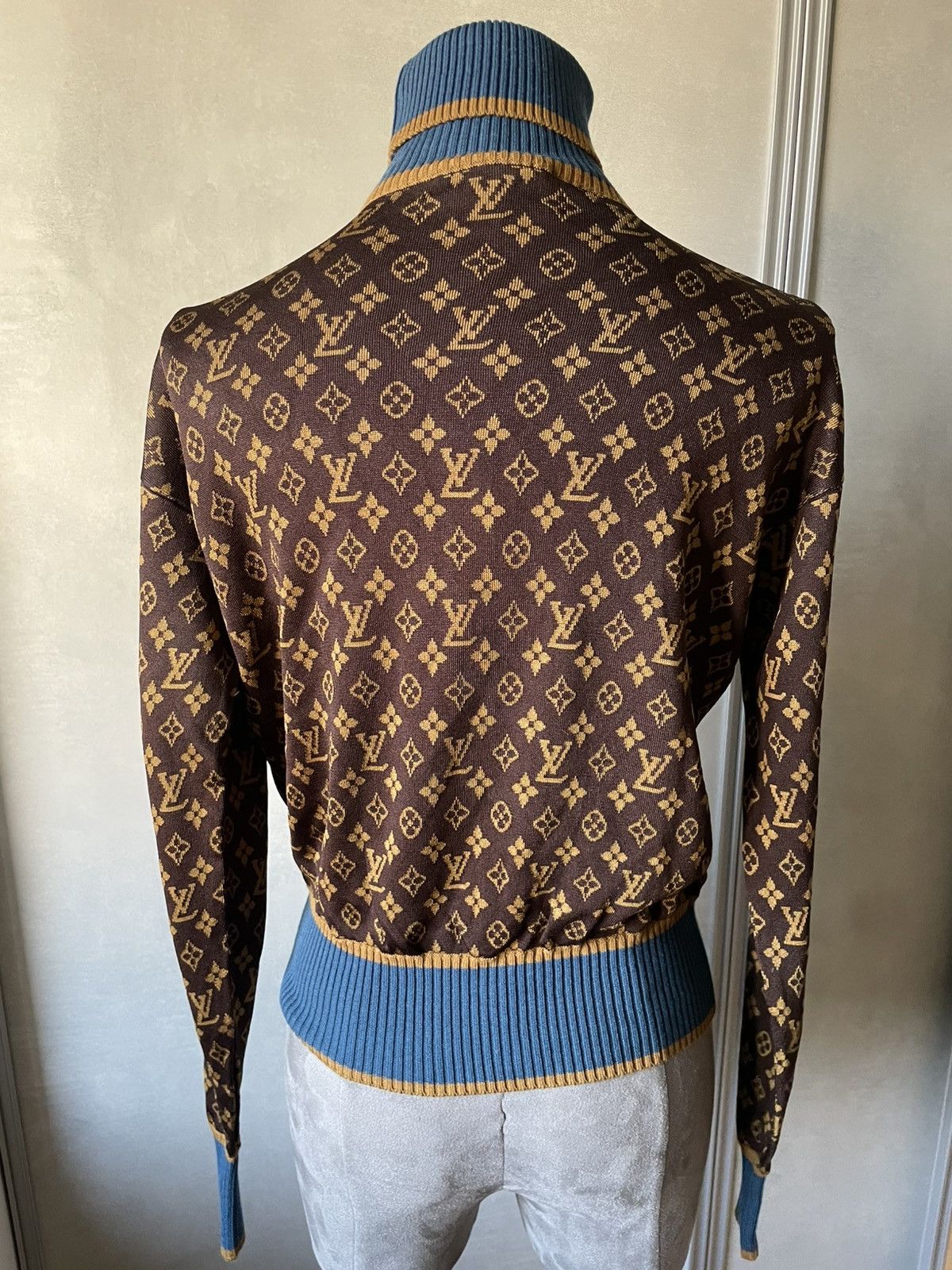 Louis Vuitton LOUIS VUITTON MONOGRAM JUMPER Size S / US 4 / IT 40 - 5 Thumbnail