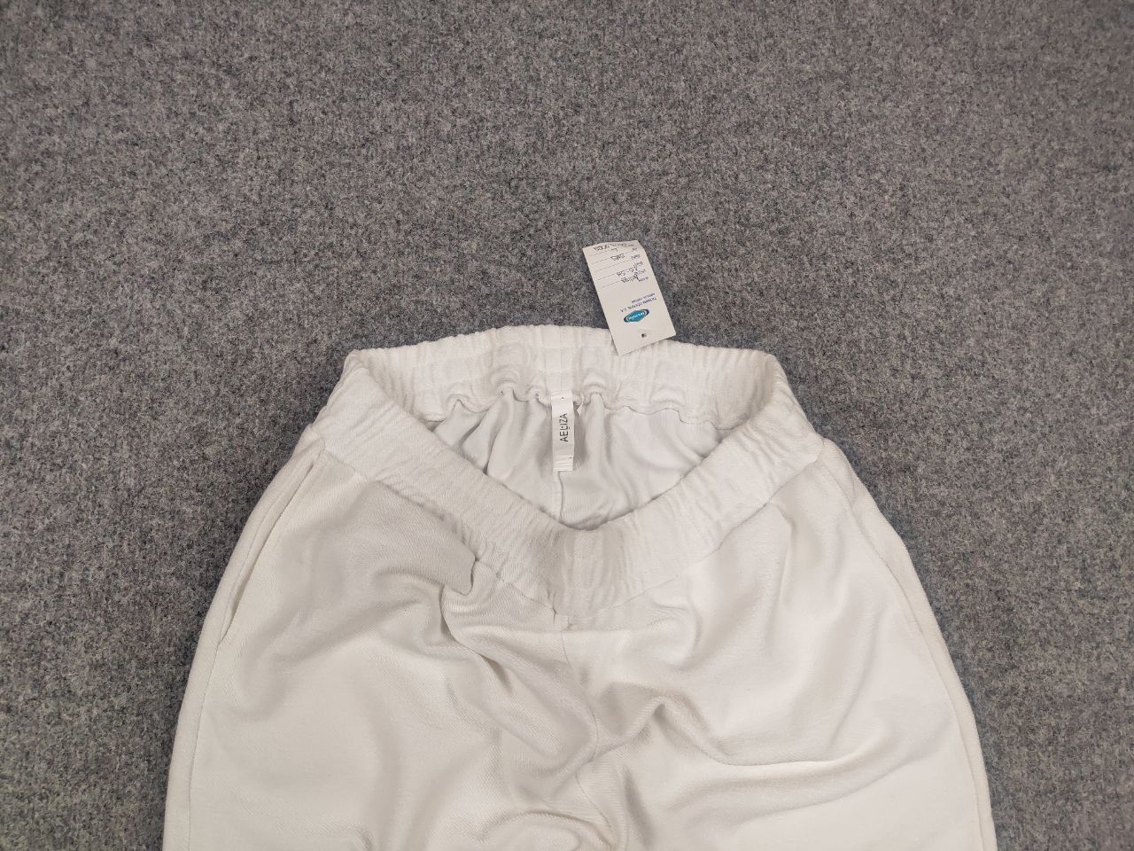 Other AELIZA studio Design unique White Baggy inside out shorts Size US 32 / EU 48 - 4 Thumbnail