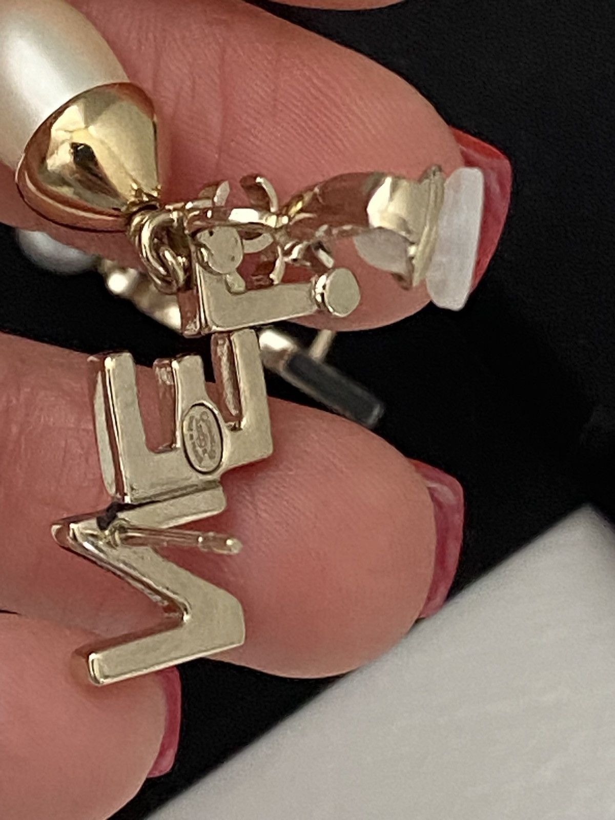 Chanel Authentic Chanel earrings Size ONE SIZE - 16 Thumbnail