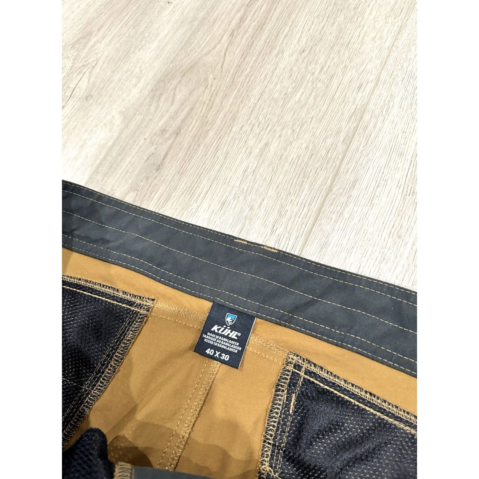 Vintage Kuhl Pants Men Chino Casual Travel Workwear 40x28 Tobacco Brown Nylon Spandex Breathing Pockets Cargo Pocket Slim Tapered Renegade Size US 40 / EU 56 - 5 Thumbnail