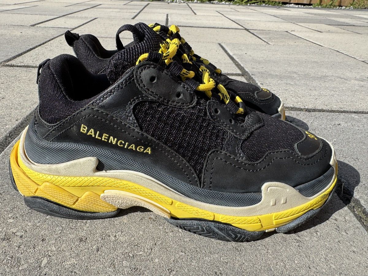 Balenciaga Balenciaga Triple S Distressed Sneakers Black/Yellow Size US 7 / IT 37 - 10 Thumbnail