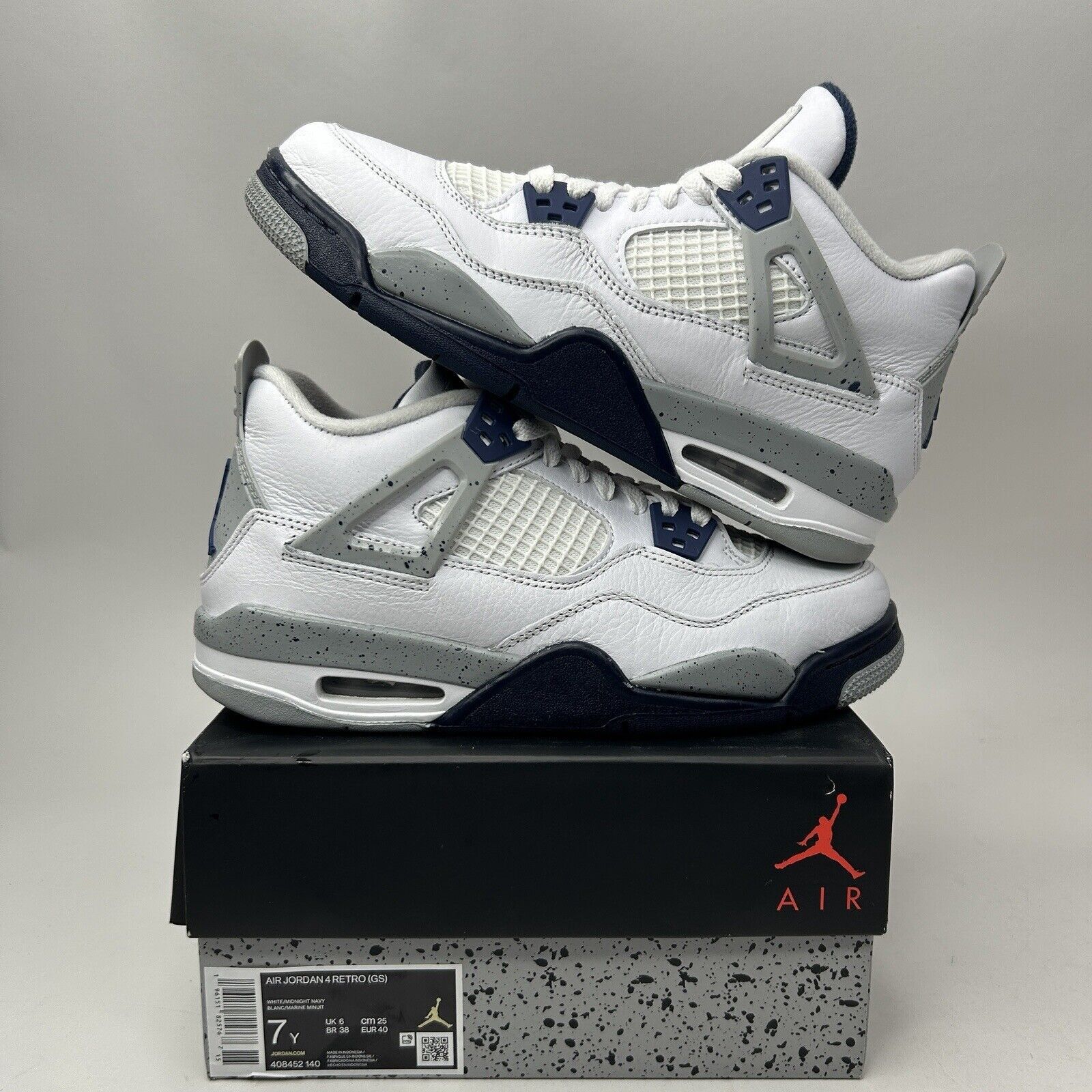 Jordan Brand Nike Air Jordan 4 Retro GS “Midnight Navy” 2023 Size US 8.5 / IT 38.5 - 1 Thumbnail