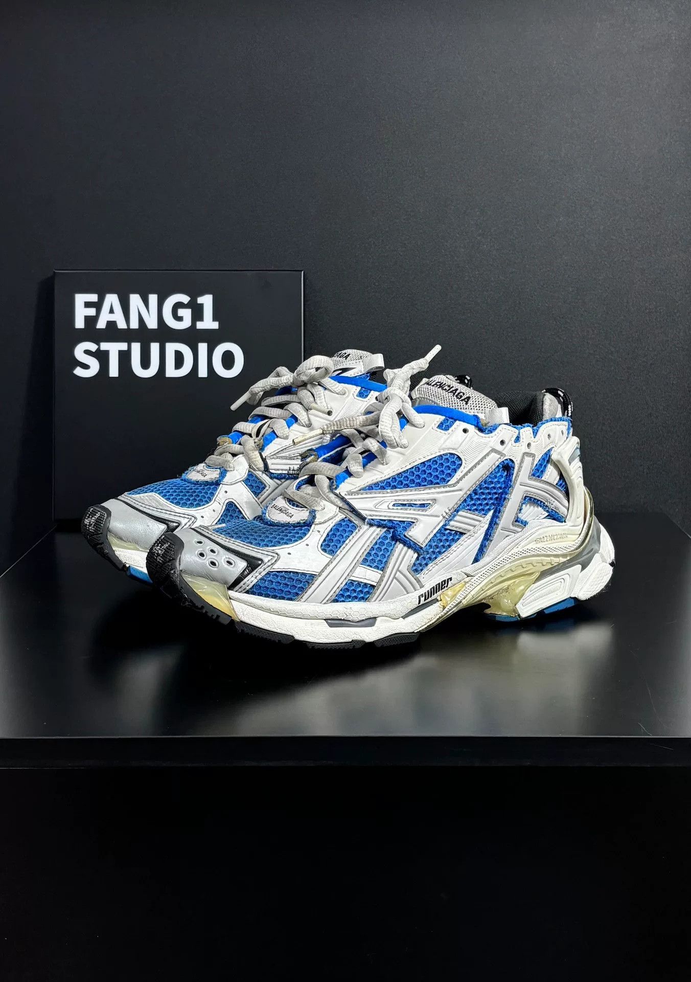 Balenciaga Balenciaga Running Blue Lowtop Sneakers 8.5 Men Size US 8.5 / EU 41-42 - 1 Thumbnail