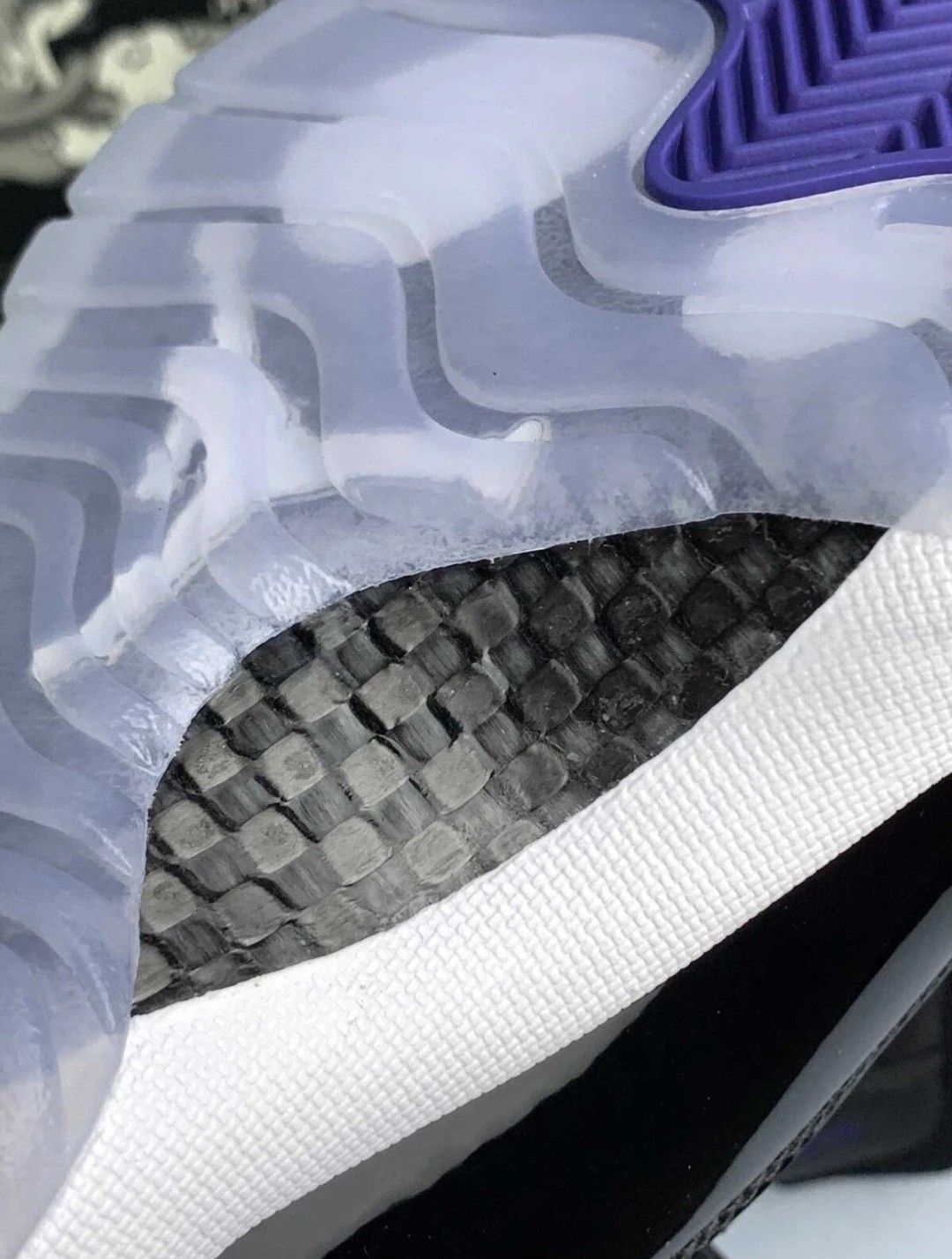 Other Jordan 11 space jam 2016 release Size US 8 / EU 41 - 5 Thumbnail