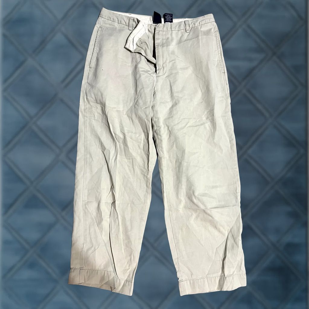 Gap Gap Capri Women's Size 4 Solid Cropped Beige Capris/Capri Jeans White Cotton Nylon Lycra Belted Zipper 5-Pocket Classic Vintage: No Mens Womens Girls? Size ONE SIZE - 1 Thumbnail