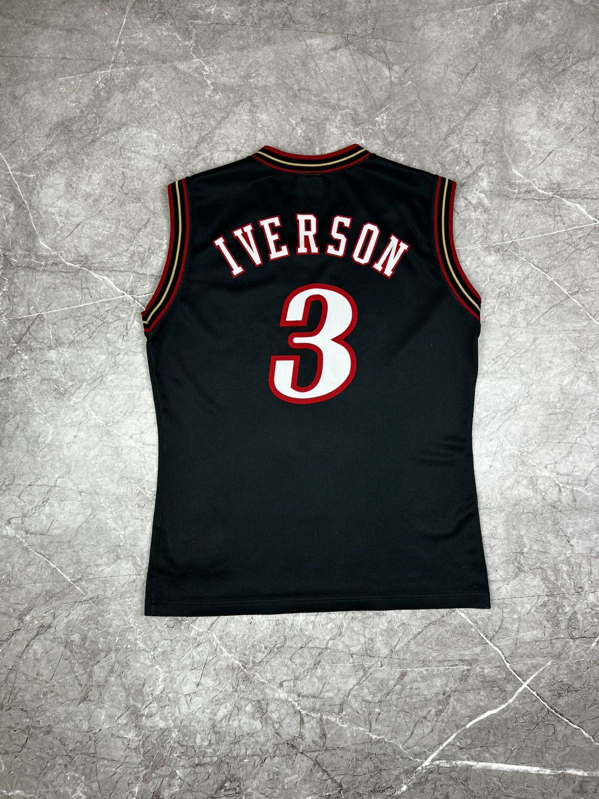 Champion Allen Iverson champion Sixers vintage NBA 76ers Jersey Size US S / EU 44-46 / 1 - 2 Thumbnail