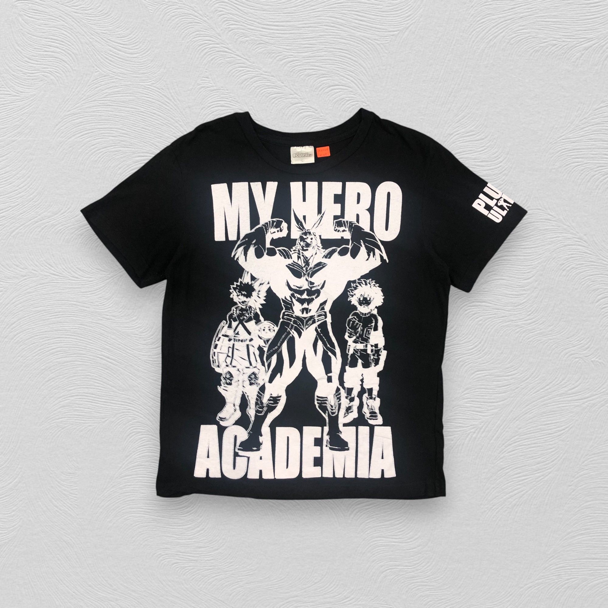 Anime Vintage My Hero Academia Anime Medium T-shirt - H011 Size US M / EU 48-50 / 2 - 1 Thumbnail