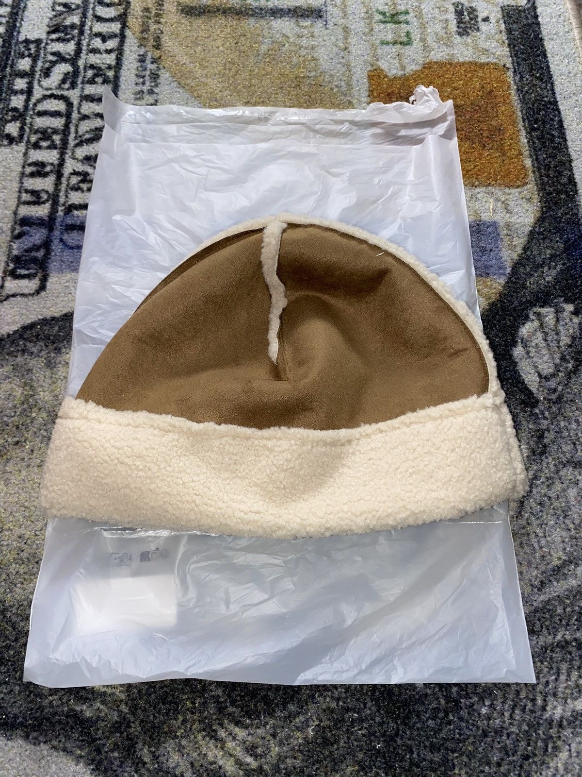 Palace Palace Shearling Beanie (Large / XLarge) Size ONE SIZE - 2 Thumbnail